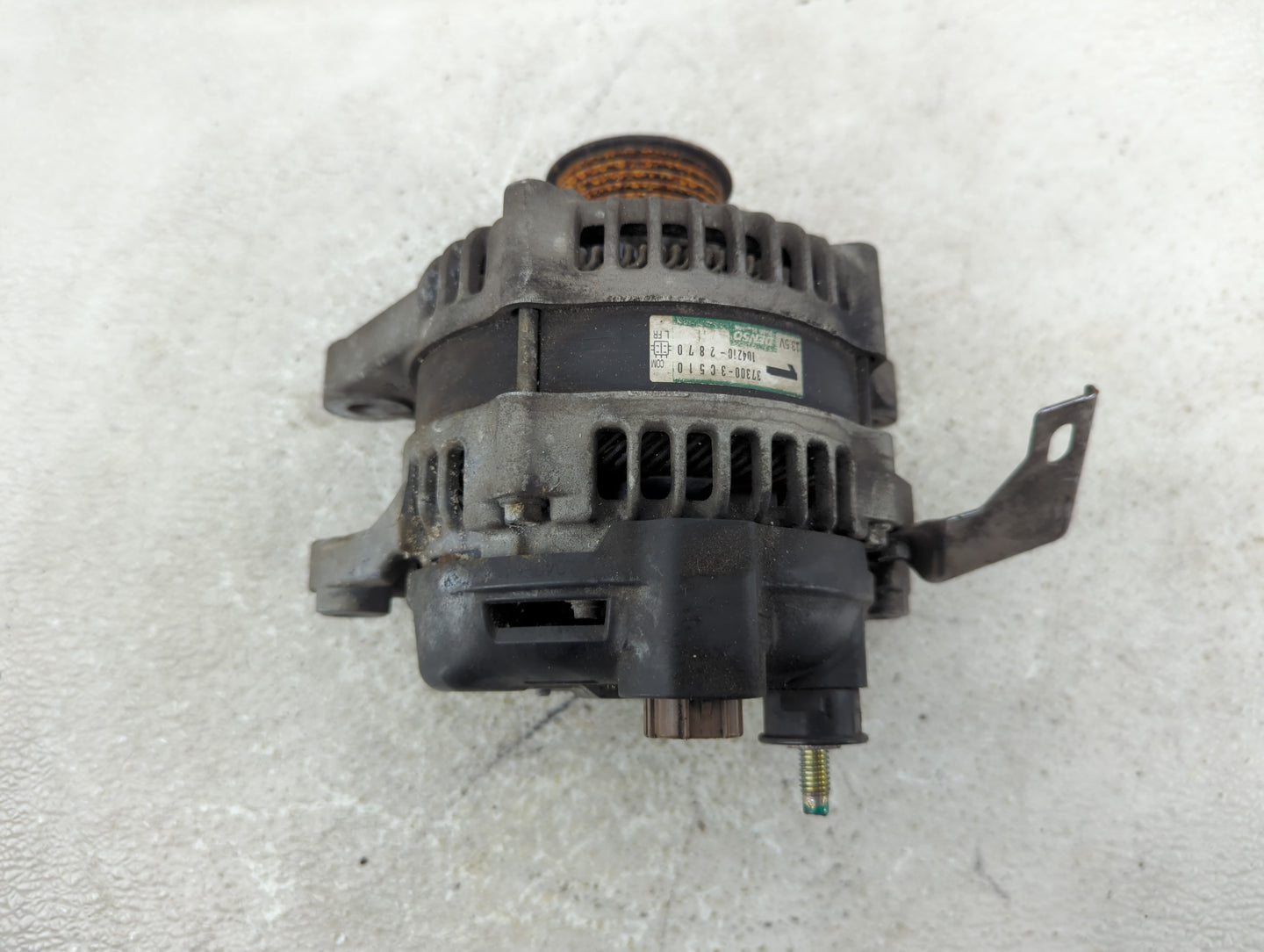 2011-2018 Kia Sedona Alternator Replacement Generator Charging Assembly Engine OEM P/N:104210-2870 37300-3C510 Fits OEM Used
