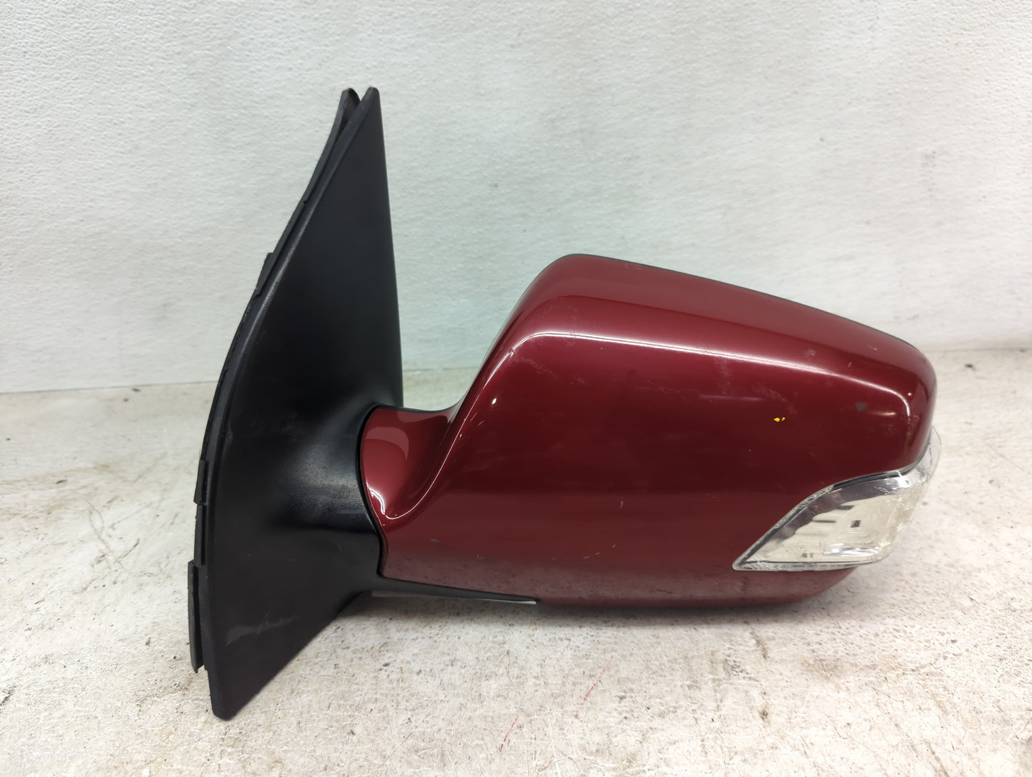 2011-2014 Kia Sedona Driver Side View Mirror - Left Door Mirror OEM Used - Oemusedautoparts1.com