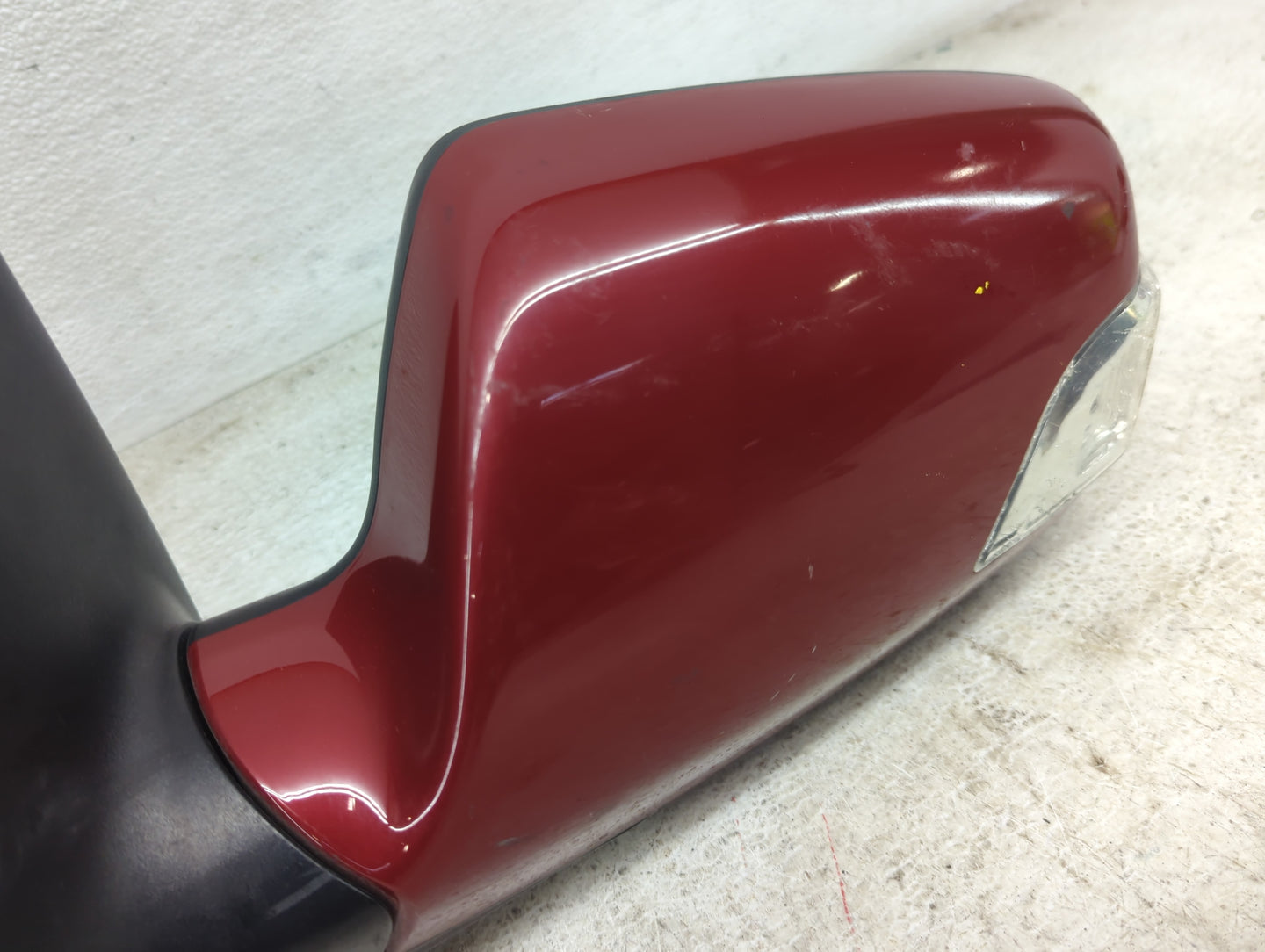 2011-2014 Kia Sedona Driver Side View Mirror - Left Door Mirror OEM Used - Oemusedautoparts1.com