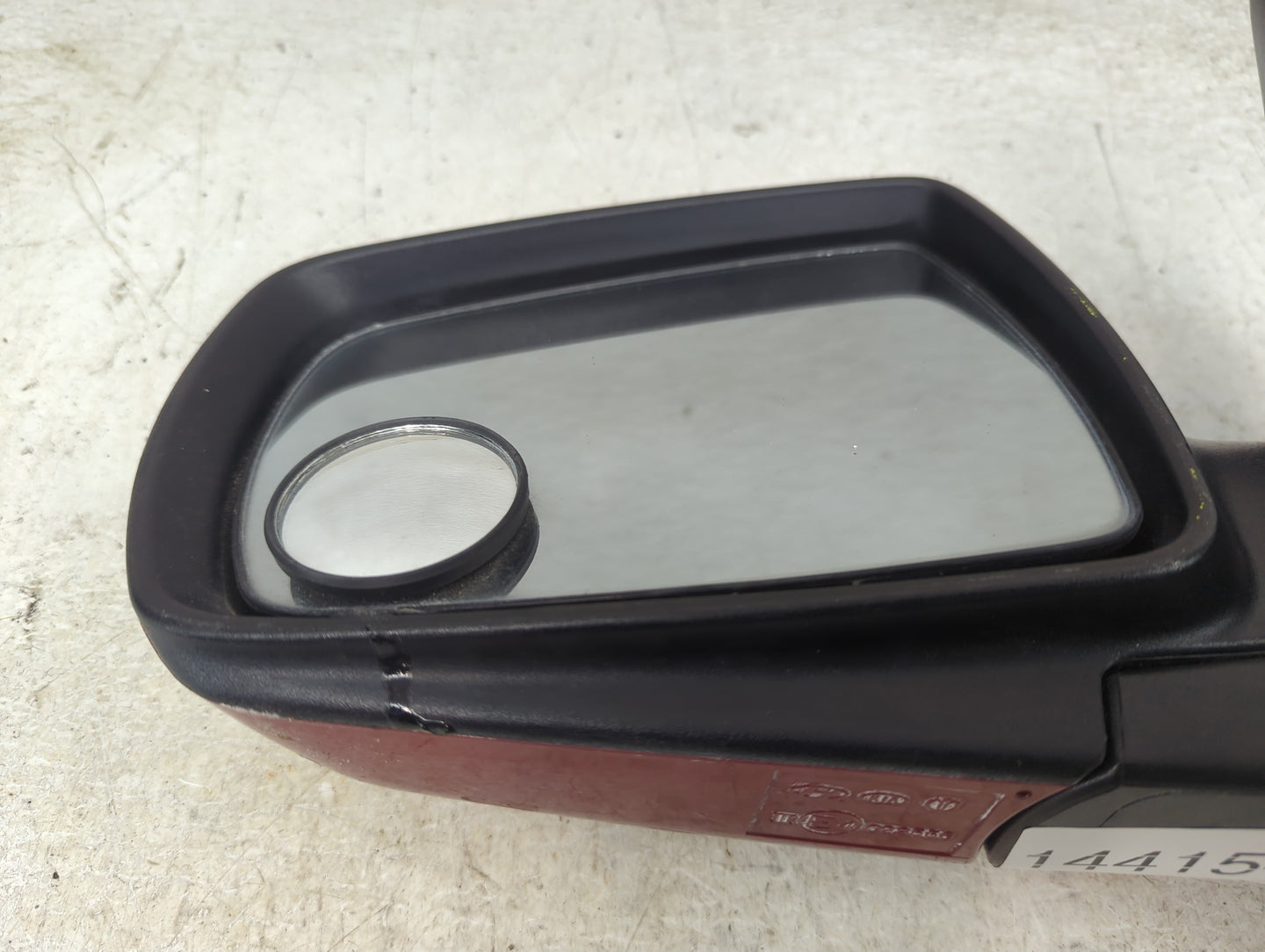 2011-2014 Kia Sedona Driver Side View Mirror - Left Door Mirror OEM Used - Oemusedautoparts1.com