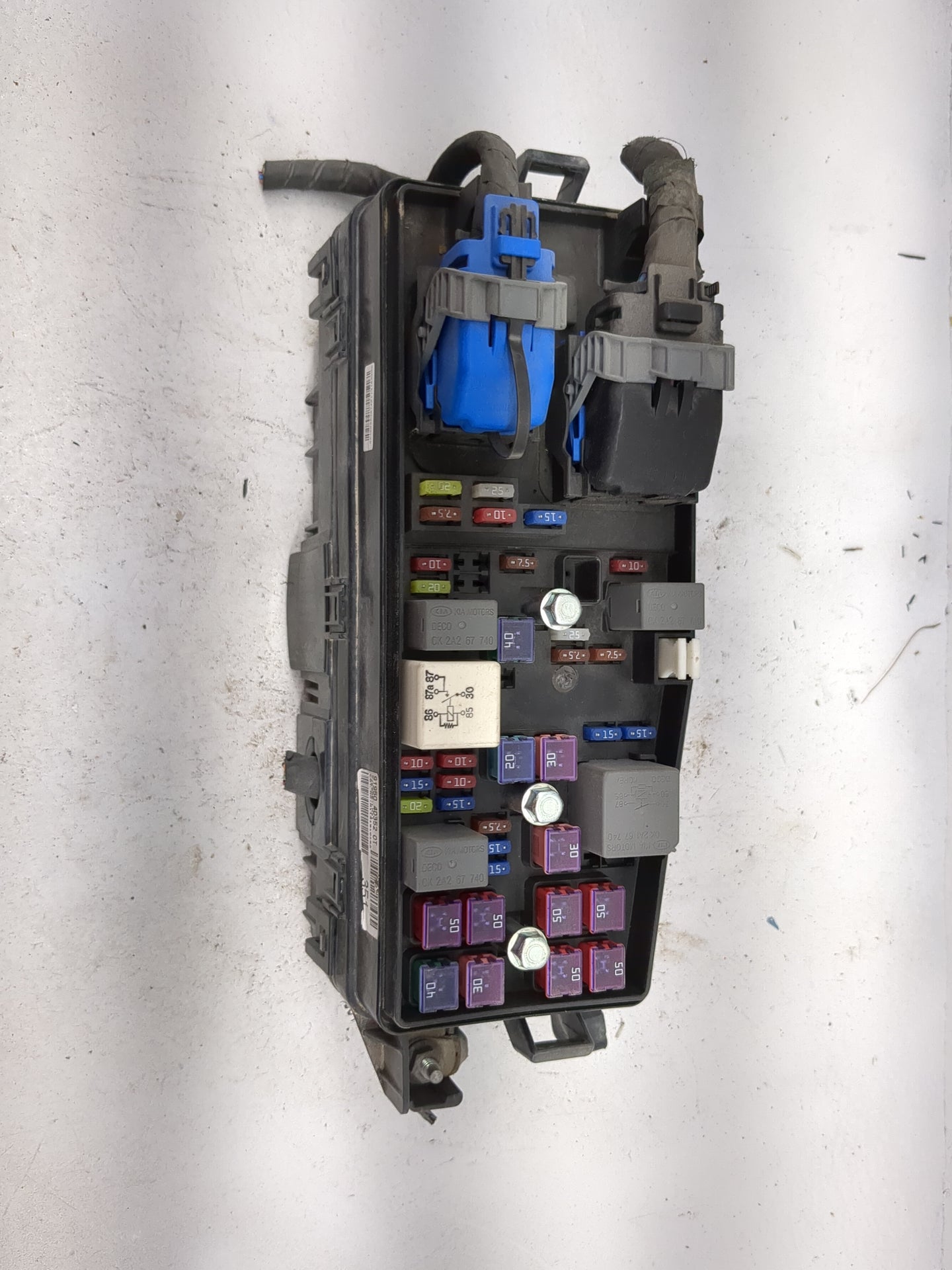 2011-2014 Kia Sedona Fusebox Fuse Box Panel Relay Module P/N:919504D352 CK2A26770 Fits Fits 2011 2012 2014 OEM Used Auto Par