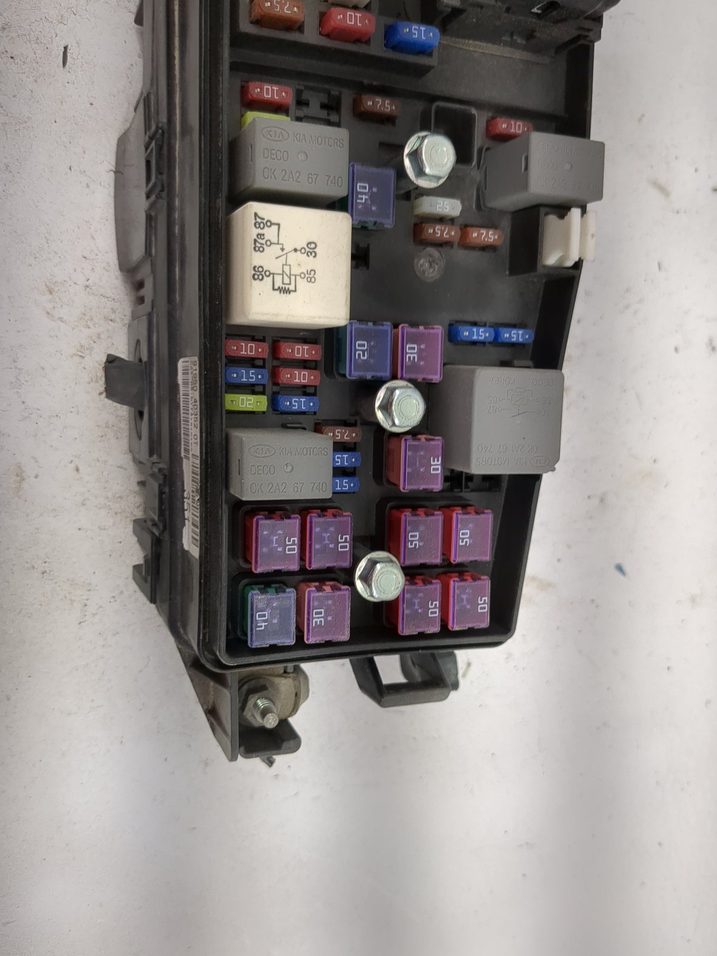 2011-2014 Kia Sedona Fusebox Fuse Box Panel Relay Module P/N:919504D352 CK2A26770 Fits Fits 2011 2012 2014 OEM Used Auto Par