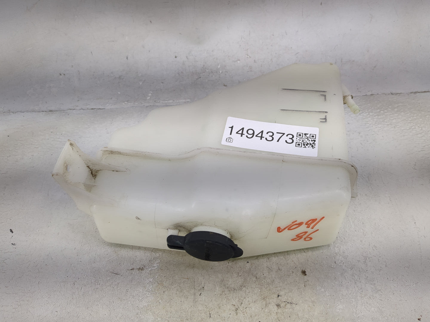2006-2014 Kia Sedona Radiator Coolant Overflow Expansion Tank Bottle 1494373 - Oemusedautoparts1.com