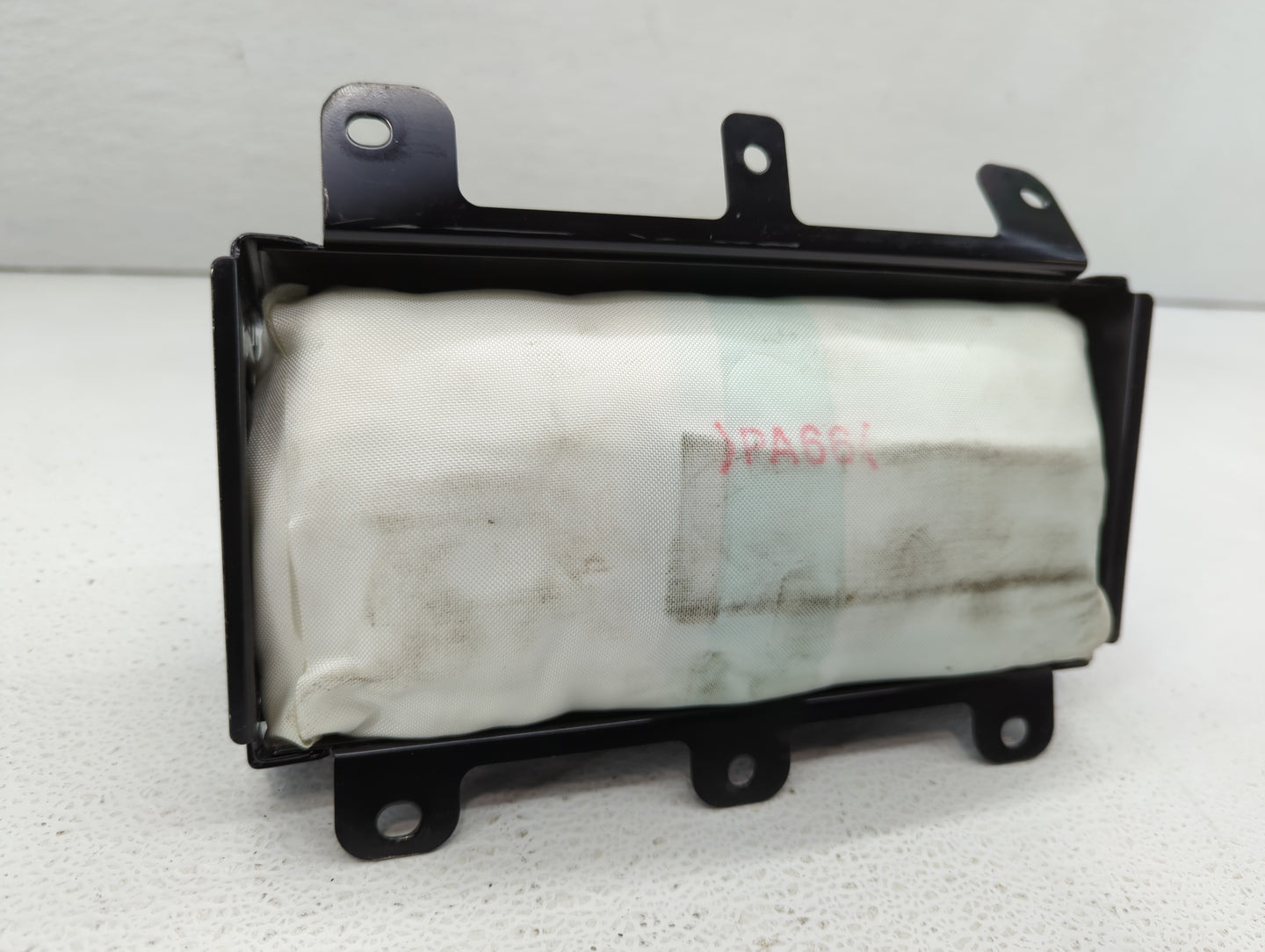 2009-2012 Kia Sedona Air Bag Passenger Right Dashboard Oem - Oemusedautoparts1.com