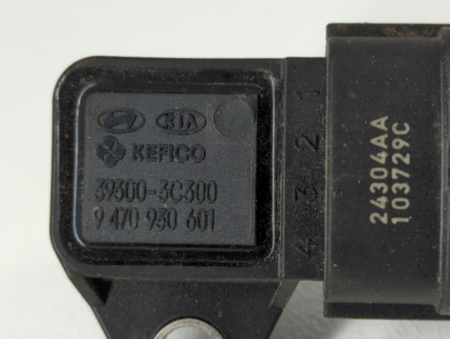 2006-2014 Kia Sedona Mass Air Flow Meter Maf - Oemusedautoparts1.com