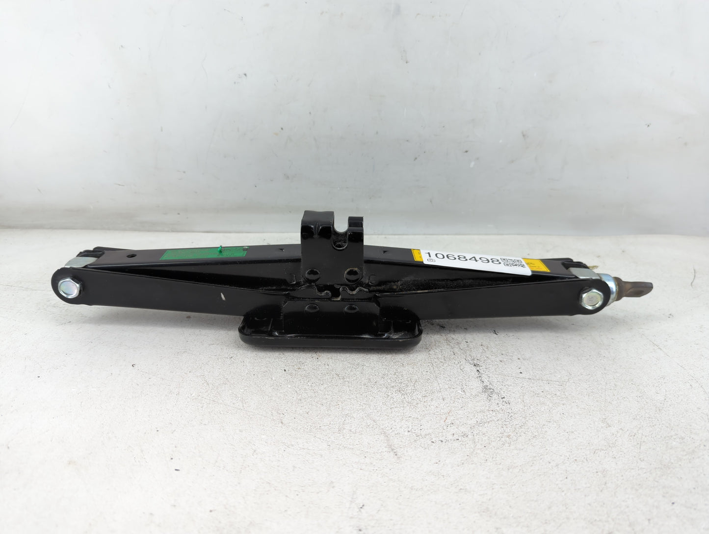 2012 Kia Sorento Spare Scissor Car Jack - Oemusedautoparts1.com