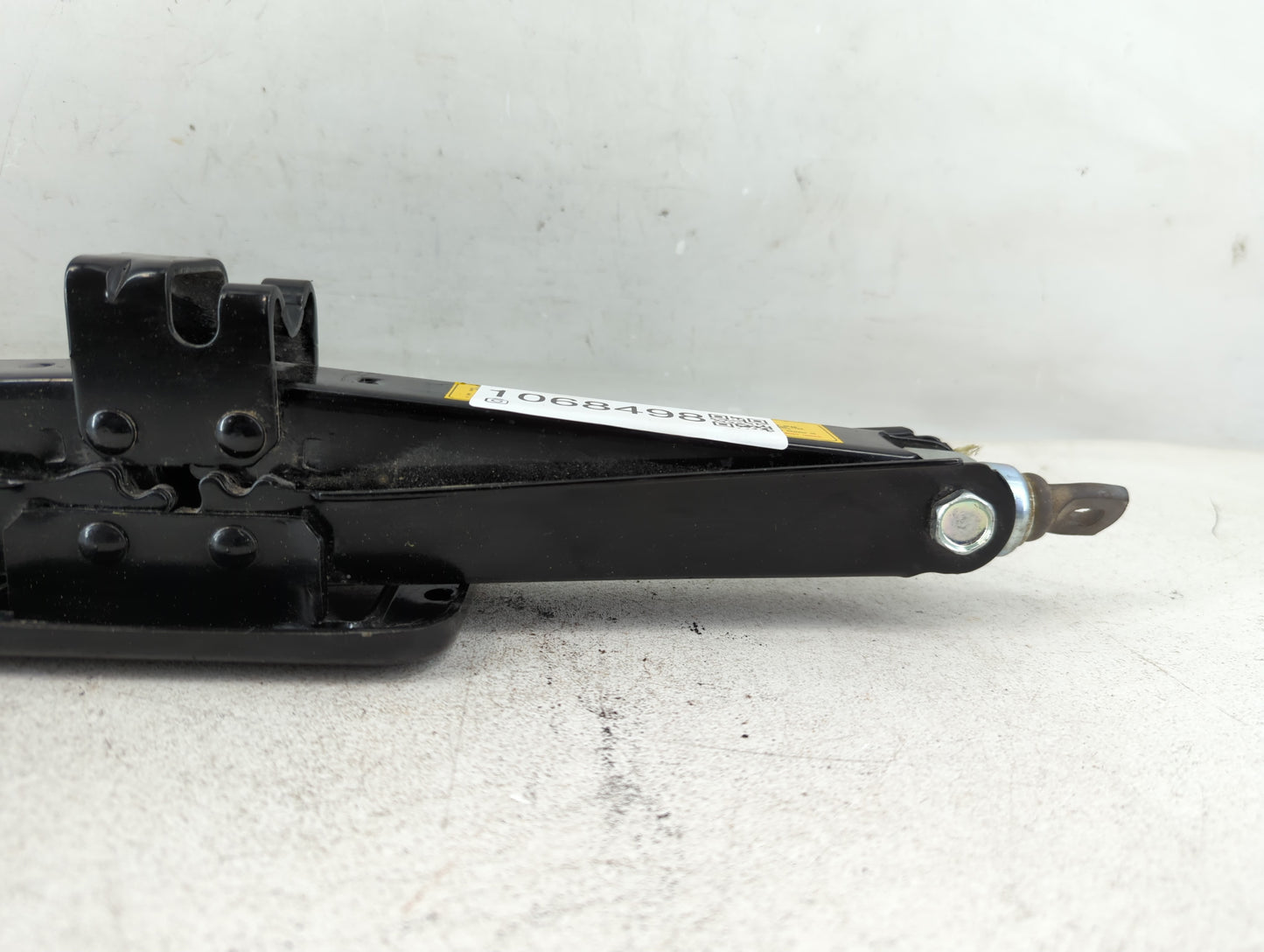 2012 Kia Sorento Spare Scissor Car Jack - Oemusedautoparts1.com