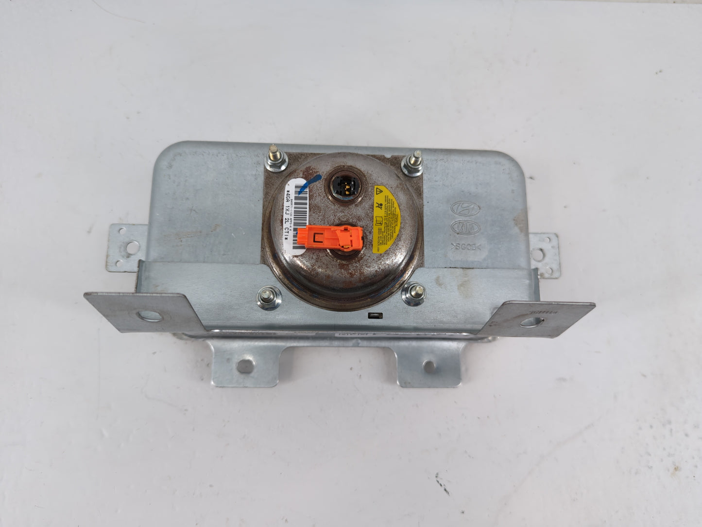 2011-2013 Kia Sorento Air Bag Passenger Right Dashboard OEM P/N:4GA 1XJ 2L Fits Fits 2011 2012 2013 OEM Used Auto Parts - Oe
