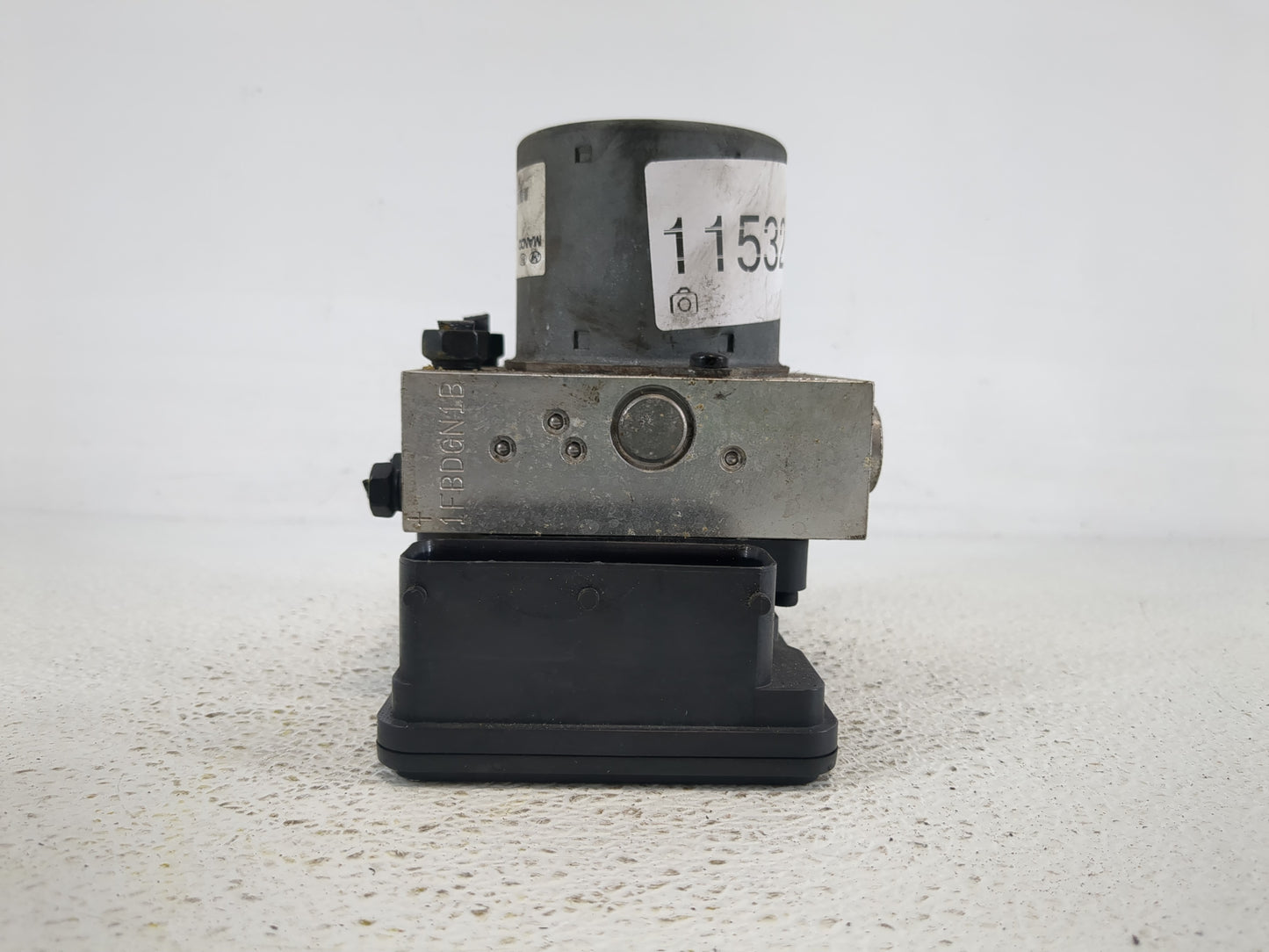 2011-2013 Kia Sorento ABS Pump Control Module Replacement P/N:58910-1U960 Fits Fits 2011 2012 2013 OEM Used Auto Parts - Oem