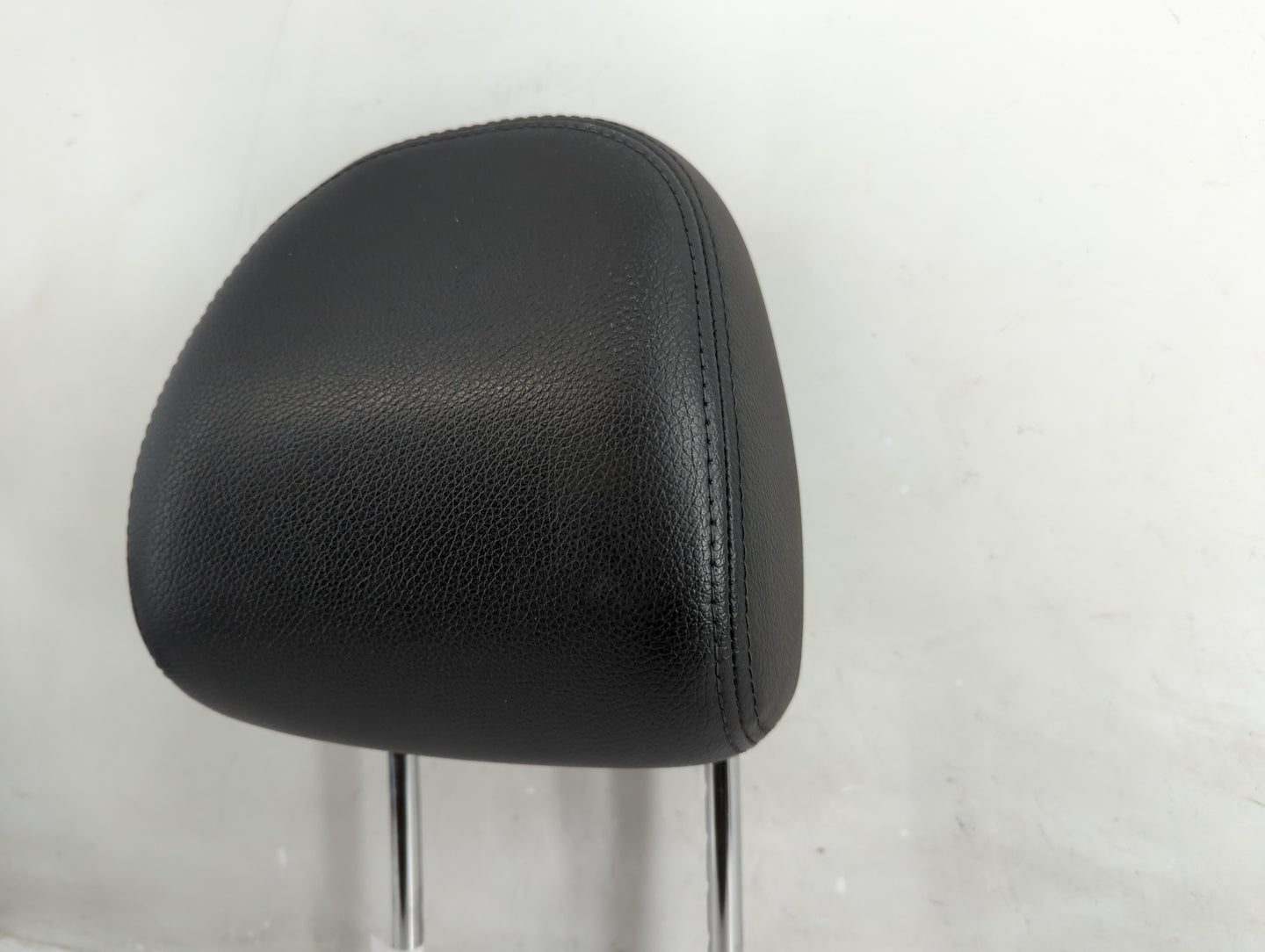 2012 Kia Sorento Headrest Head Rest Rear Seat Fits OEM Used Auto Parts - Oemusedautoparts1.com