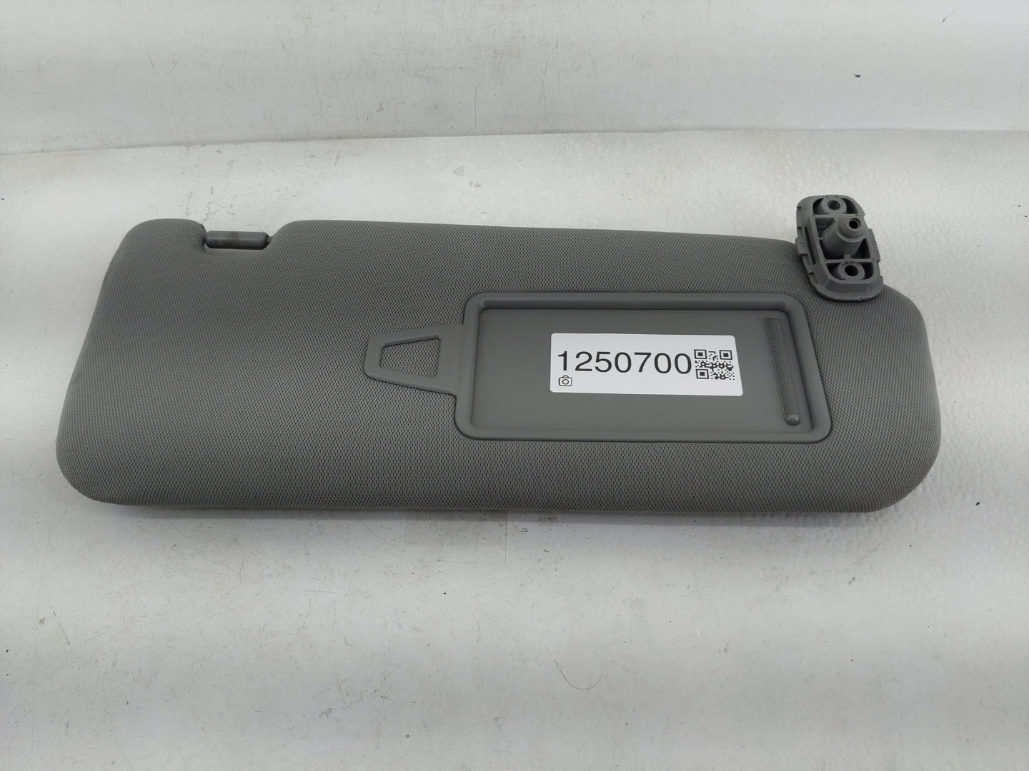 2011-2015 Kia Sorento Sun Visor Shade Replacement Passenger Right Mirror Fits Fits 2011 2012 2013 2014 2015 OEM Used Auto Pa