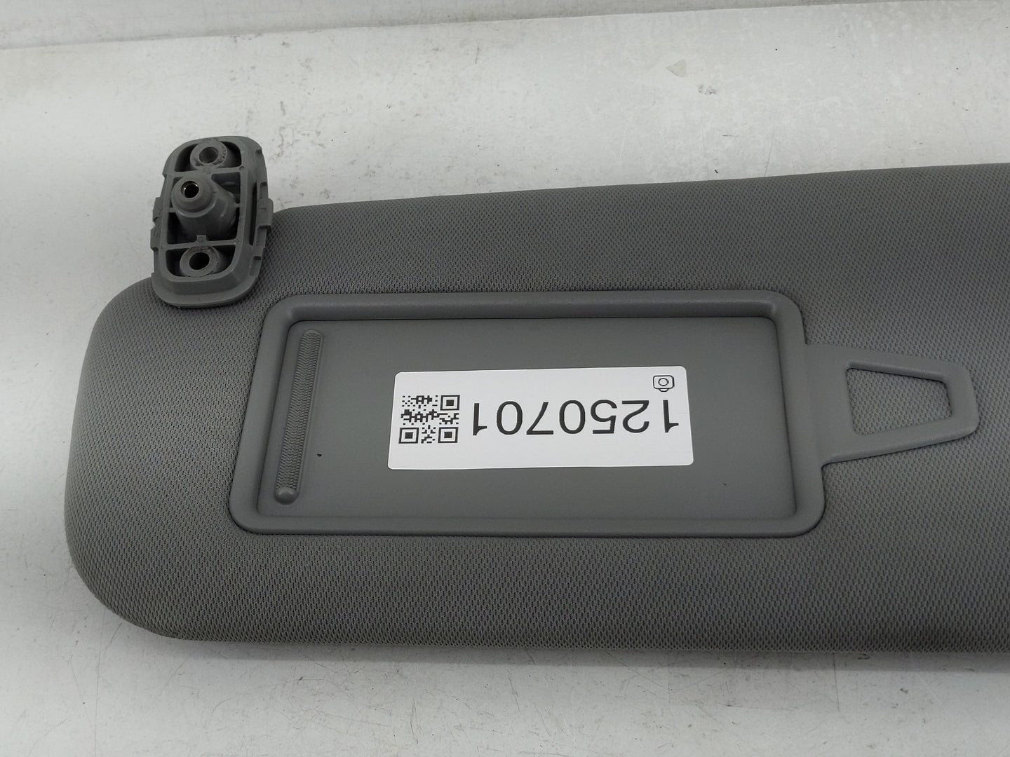 2011-2015 Kia Sorento Sun Visor Shade Replacement Driver Left Mirror Fits Fits 2011 2012 2013 2014 2015 OEM Used Auto Parts 
