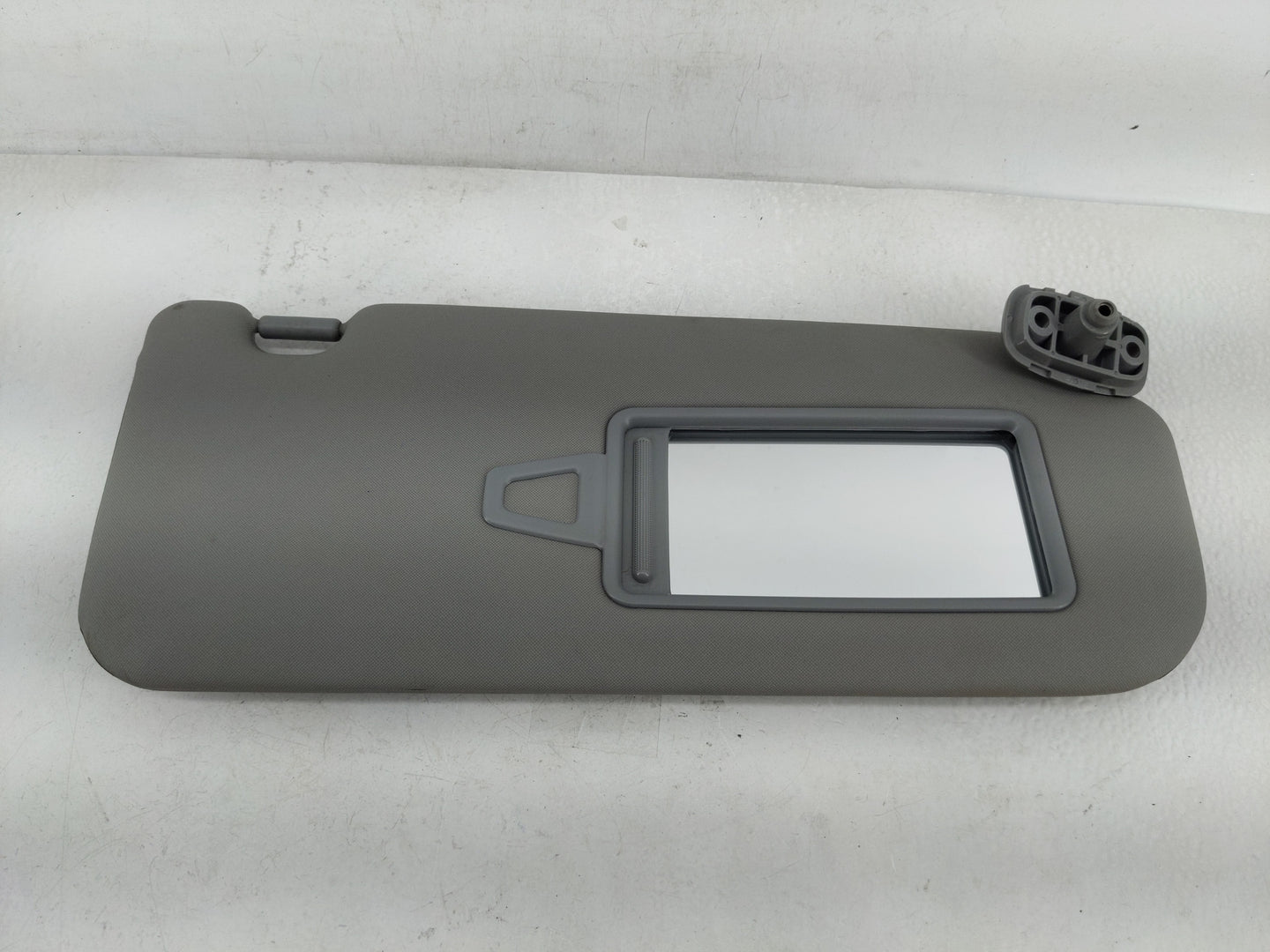 2011-2015 Kia Sorento Sun Visor Shade Replacement Passenger Right Mirror Fits Fits 2011 2012 2013 2014 2015 OEM Used Auto Pa