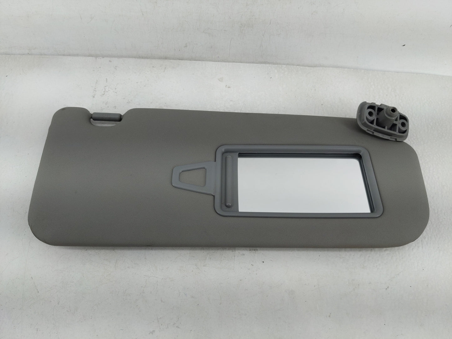 2011-2015 Kia Sorento Sun Visor Shade Replacement Passenger Right Mirror Fits Fits 2011 2012 2013 2014 2015 OEM Used Auto Pa