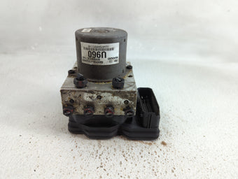 compare product 2011-2013 Kia Sorento Anti-Lock Brake ABS Pump Module Actuator OEM P/N:BE6003L701 68910-1U960 Fits Fits 2011 2012 2013 OEM Used Auto Parts