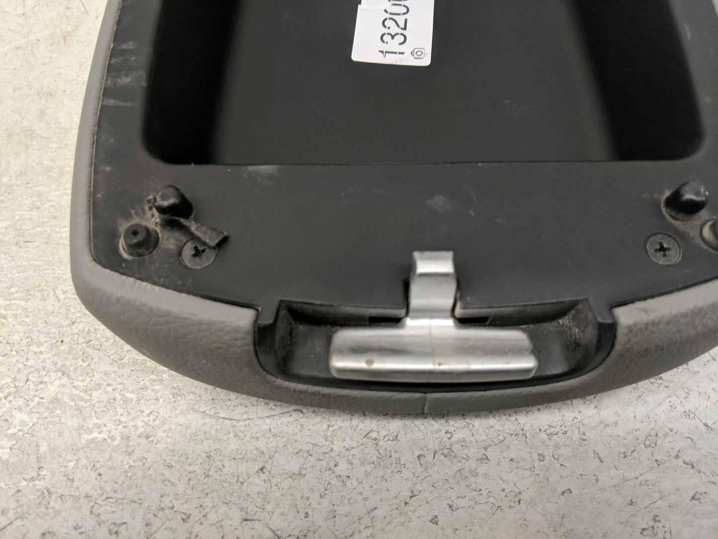 2012 Kia Sorento Center Console Armrest Cover Lid Fits OEM Used Auto Parts - Oemusedautoparts1.com