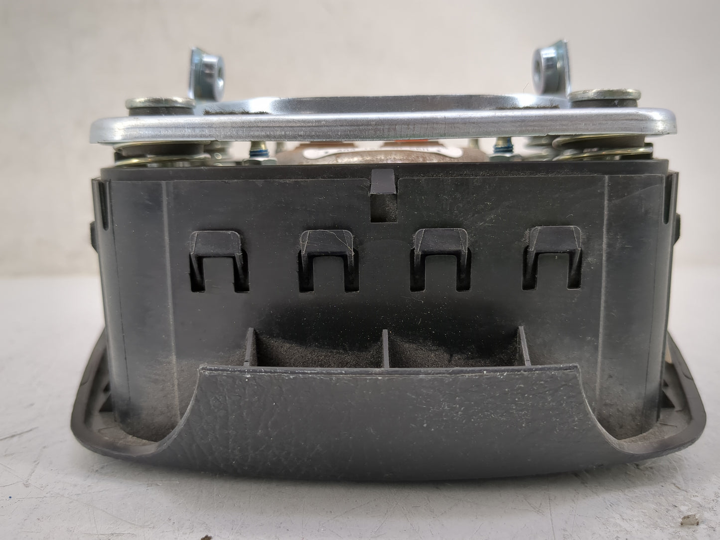 2011-2013 Kia Sorento Air Bag Driver Left Steering Wheel Mounted P/N:569001U000VA Fits Fits 2011 2012 2013 OEM Used Auto Par