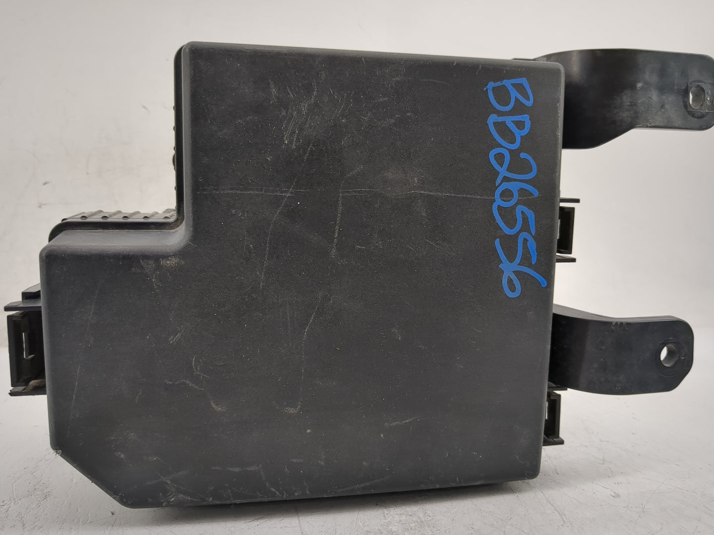 2011-2013 Kia Sorento Fusebox Fuse Box Panel Relay Module Fits Fits 2011 2012 2013 OEM Used Auto Parts - Oemusedautoparts1.c
