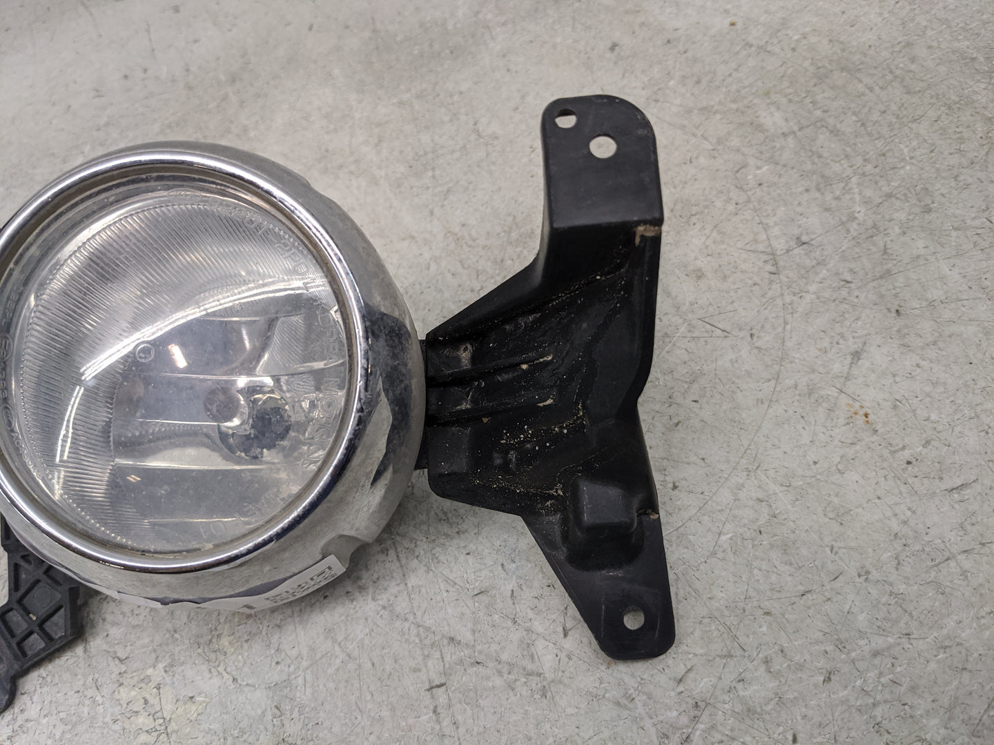 2011-2013 Kia Sorento Passenger Right Oem Fog Light Lamp - Oemusedautoparts1.com