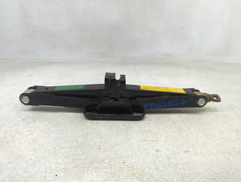 compare product 2012 Kia Sorento Spare Scissor Car Jack 1390163