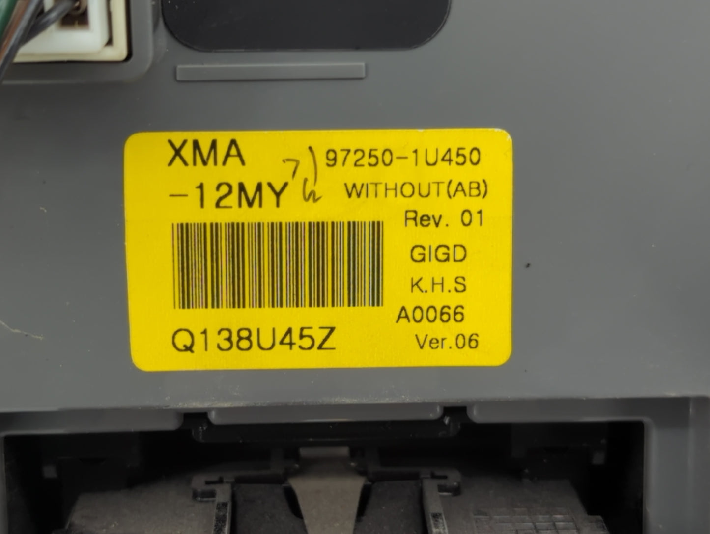 2011-2013 Kia Sorento Climate Control Module Temperature AC/Heater Replacement P/N:97250-1U450 Fits Fits 2011 2012 2013 OEM 
