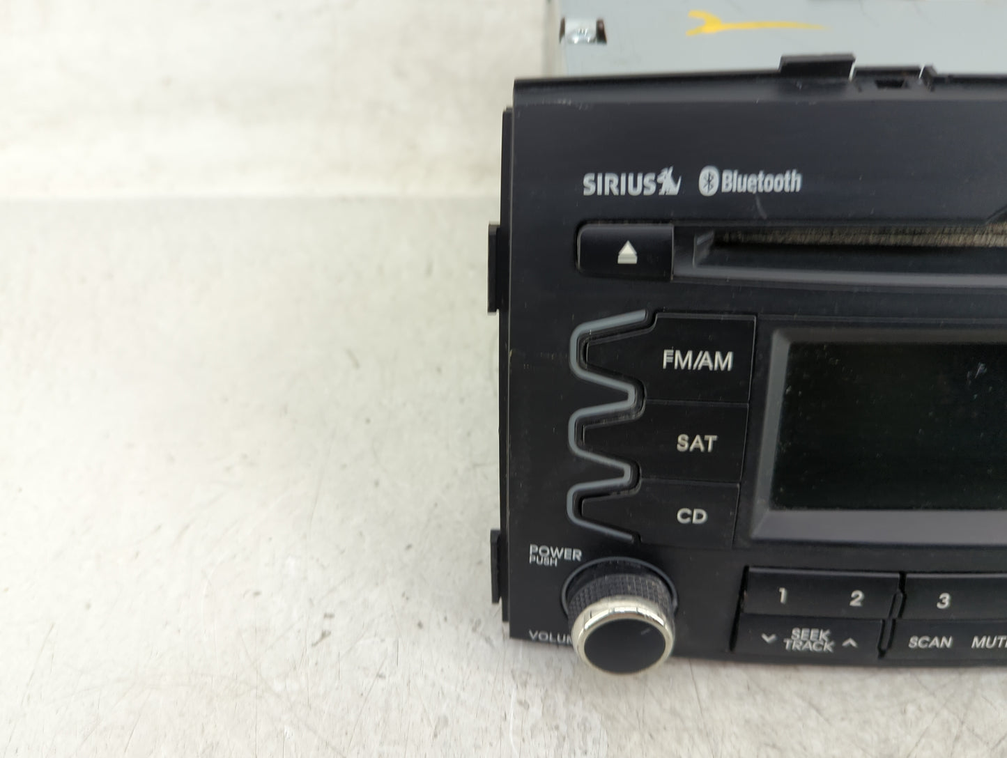 2011-2013 Kia Sorento Radio AM FM Cd Player Receiver Replacement P/N:96140-1U201CA A2002XMU56B1 Fits Fits 2011 2012 2013 OEM