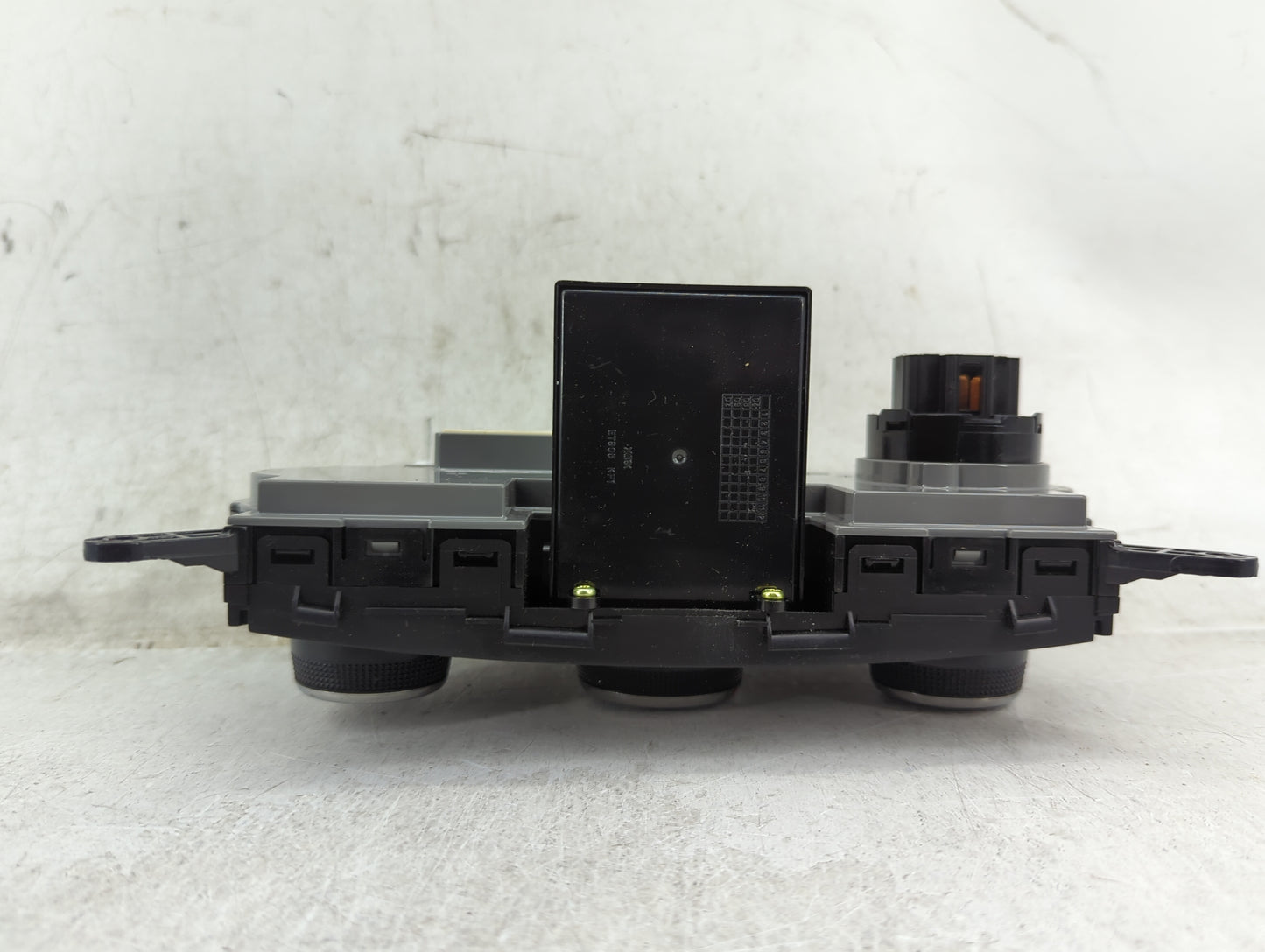 2012-2013 Kia Sorento Climate Control Module Temperature AC/Heater Replacement P/N:97250-1U450 Fits Fits 2012 2013 OEM Used 