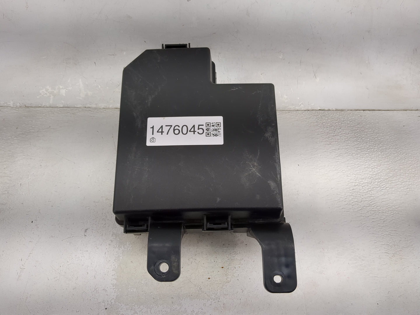 2011-2013 Kia Sorento Fusebox Fuse Box Panel Relay Module P/N:1104280147 Fits Fits 2011 2012 2013 OEM Used Auto Parts - Oemu