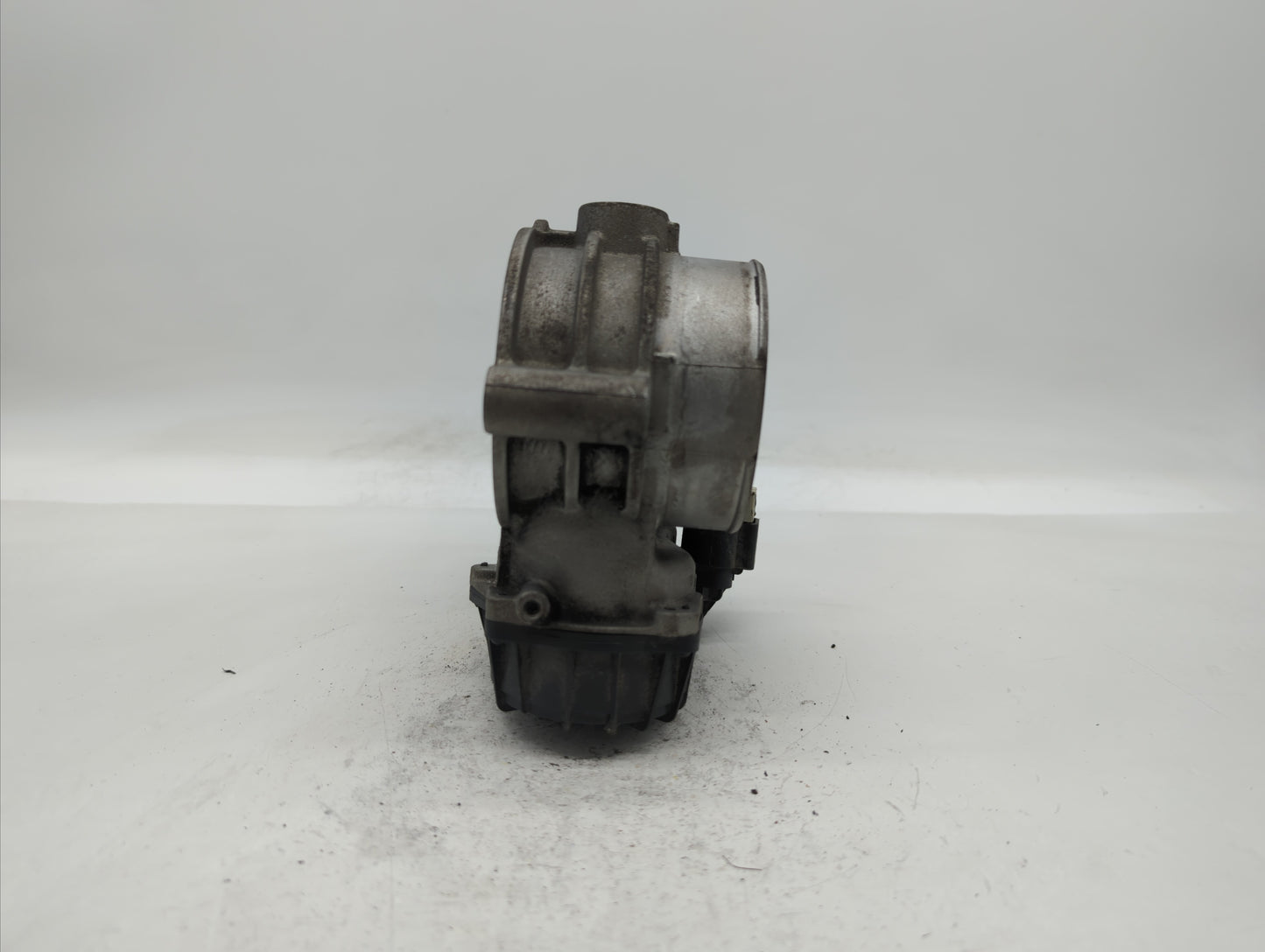 2011-2013 Kia Sorento Throttle Body P/N:28099075 35100-3C700 Fits Fits 2010 2011 2012 2013 2014 OEM Used Auto Parts - Oemuse