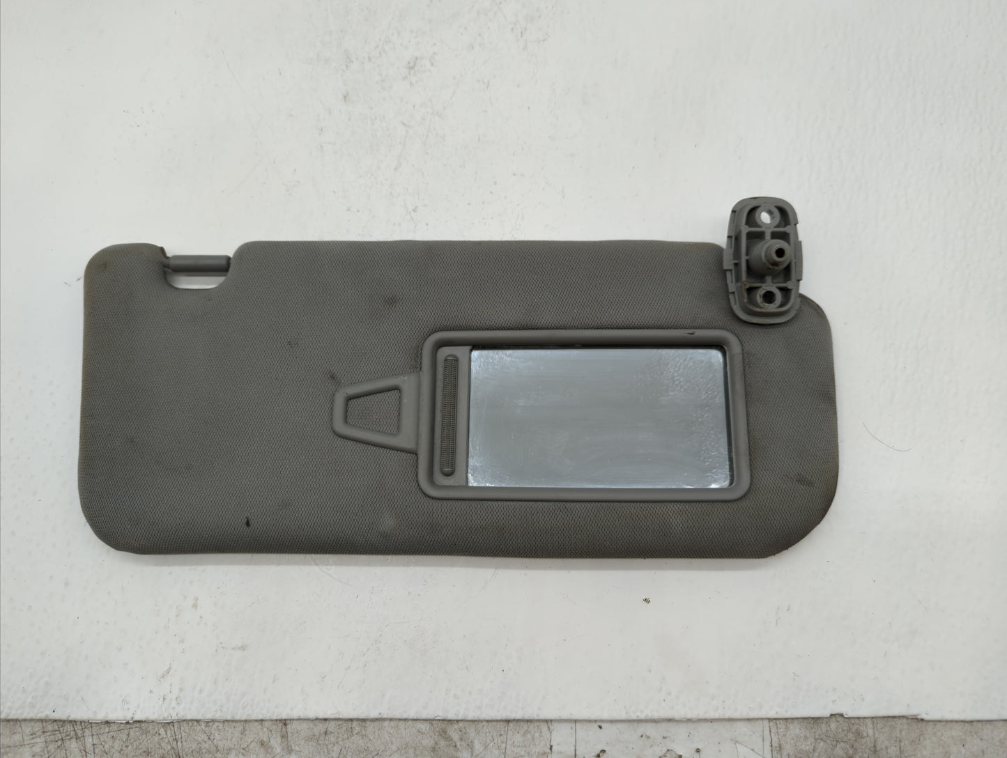 2011-2015 Kia Sorento Sun Visor Shade Replacement Passenger Right Mirror Fits Fits 2011 2012 2013 2014 2015 OEM Used Auto Pa