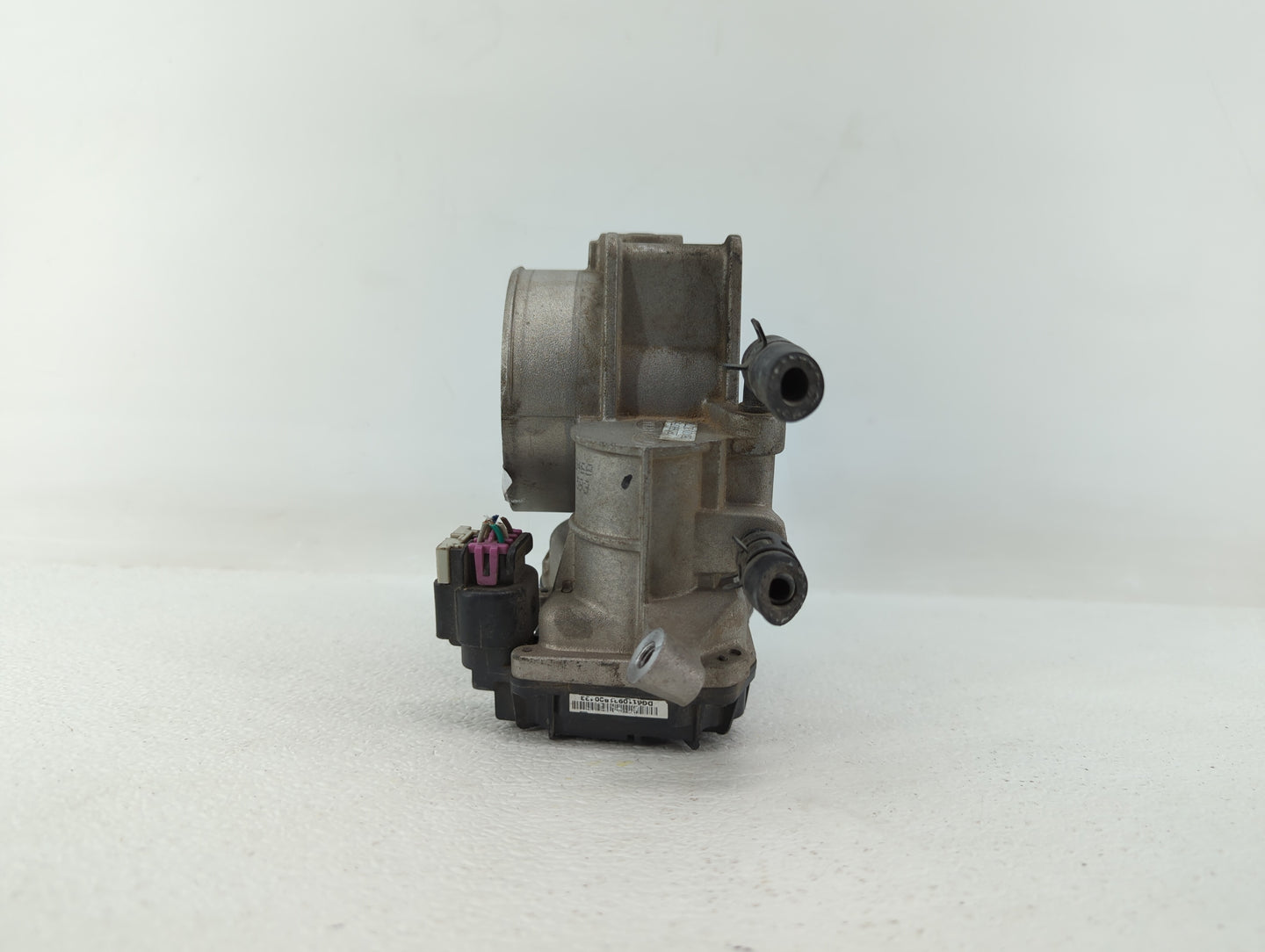 2011-2013 Kia Sorento Throttle Body P/N:28099075 35100-3C700 Fits Fits 2010 2011 2012 2013 2014 OEM Used Auto Parts - Oemuse