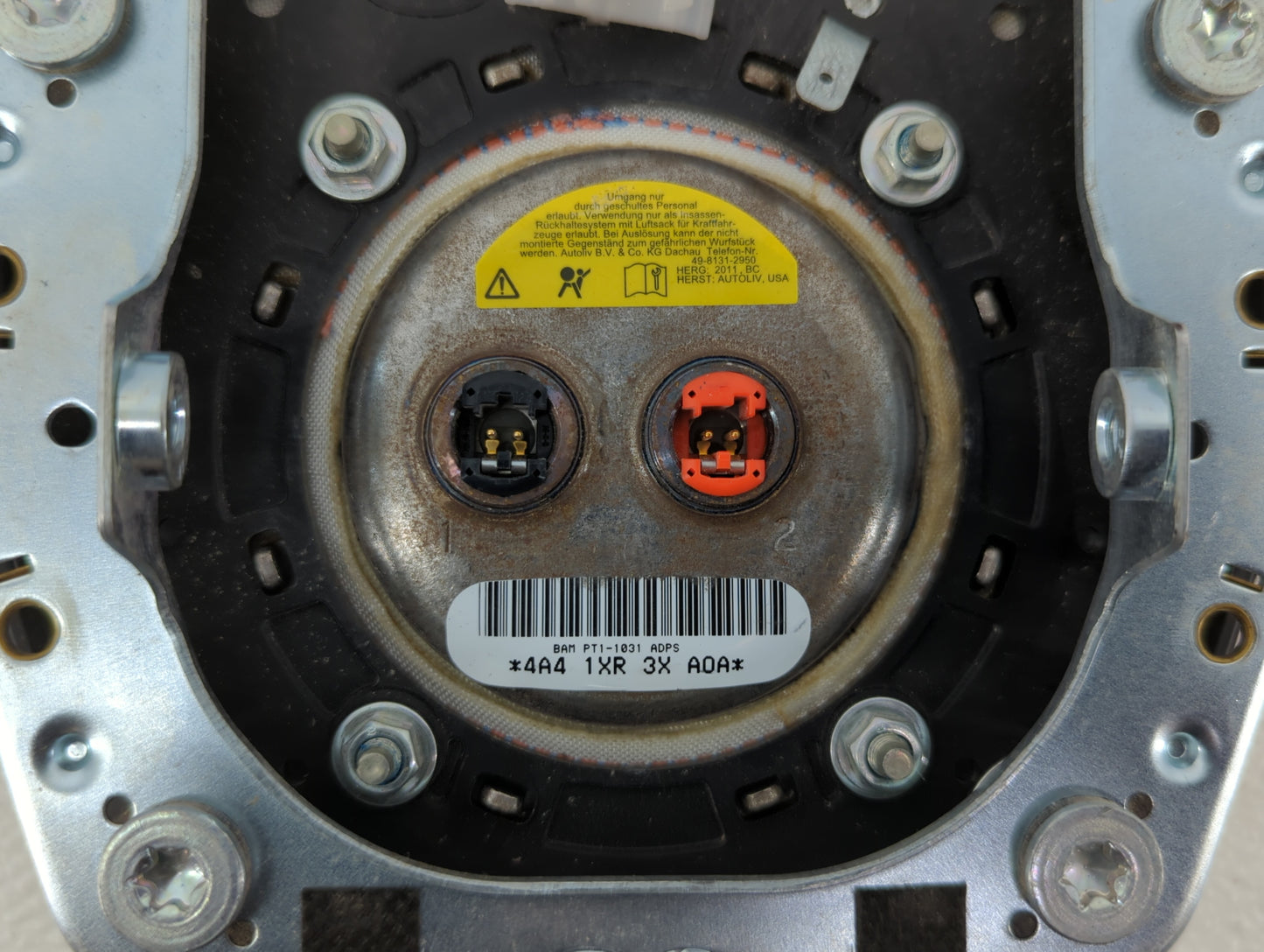 Kia Sorento Air Bag Driver Left Knee Oem - Oemusedautoparts1.com
