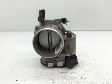 2012-2015 Kia Sorento Throttle Body P/N:35100-2G700 Fits Fits 2011 2012 2013 2014 2015 2016 OEM Used Auto Parts - Oemusedaut
