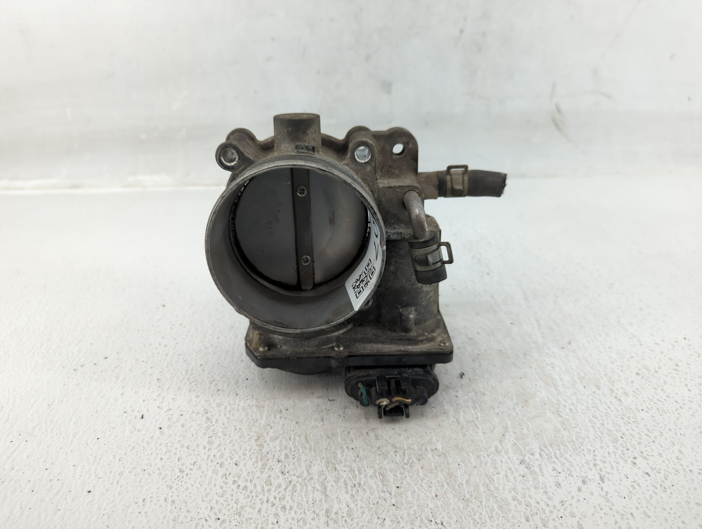 2014-2018 Kia Sorento Throttle Body P/N:35100-3CAA0 Fits Fits 2012 2013 2014 2015 2016 2017 2018 OEM Used Auto Parts - Oemus