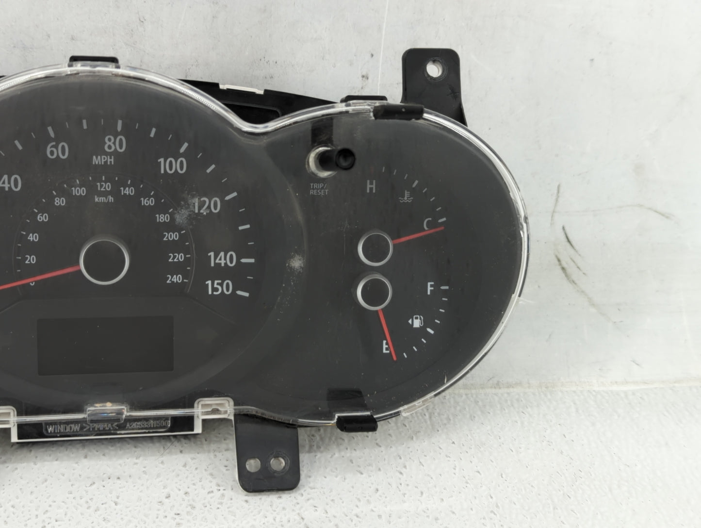 2011-2013 Kia Sorento Instrument Cluster Speedometer Gauges P/N:A2C53311478 Fits Fits 2011 2012 2013 OEM Used Auto Parts - O