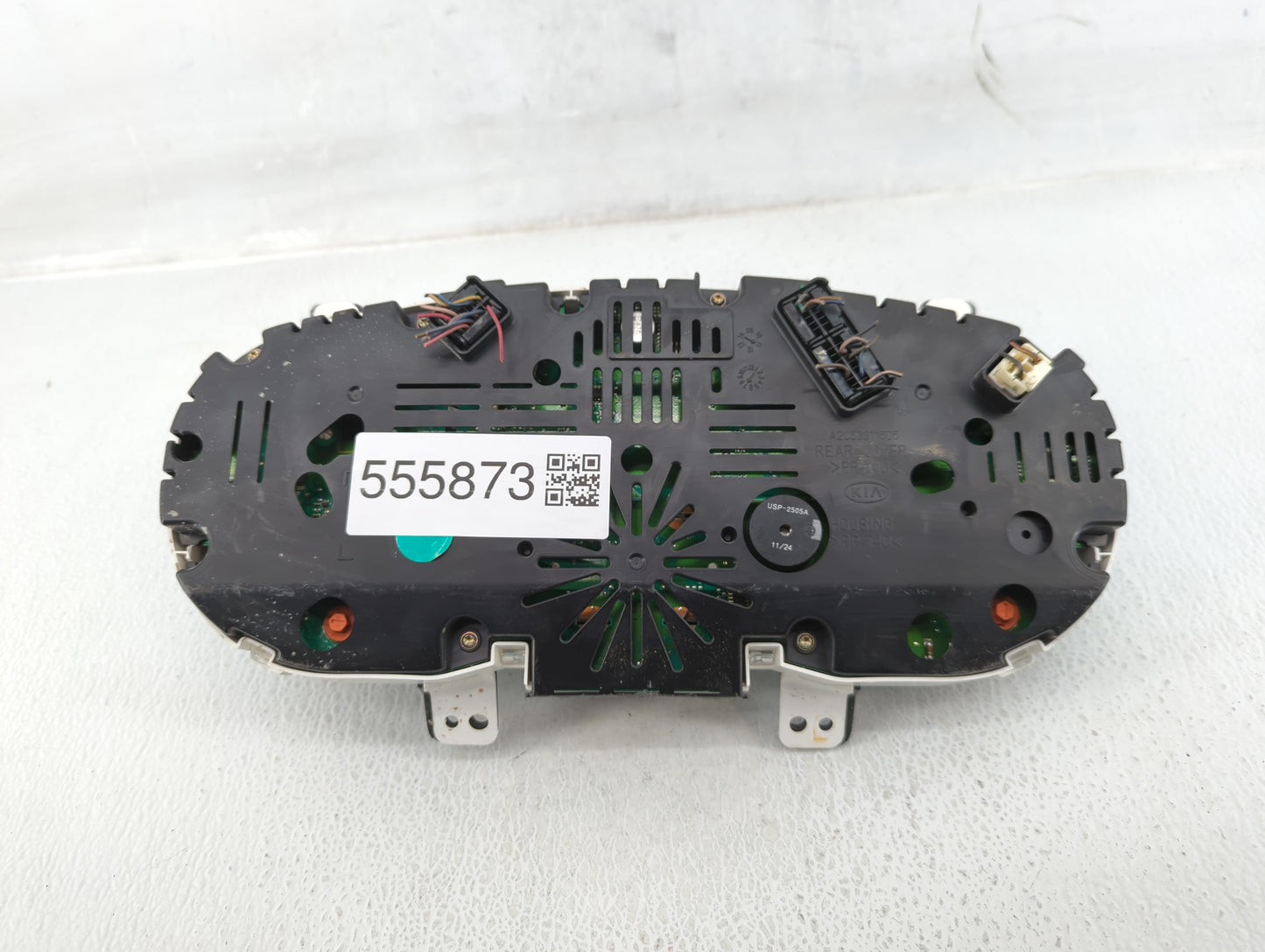 2011-2013 Kia Sorento Instrument Cluster Speedometer Gauges P/N:A2C53311478 Fits Fits 2011 2012 2013 OEM Used Auto Parts - O
