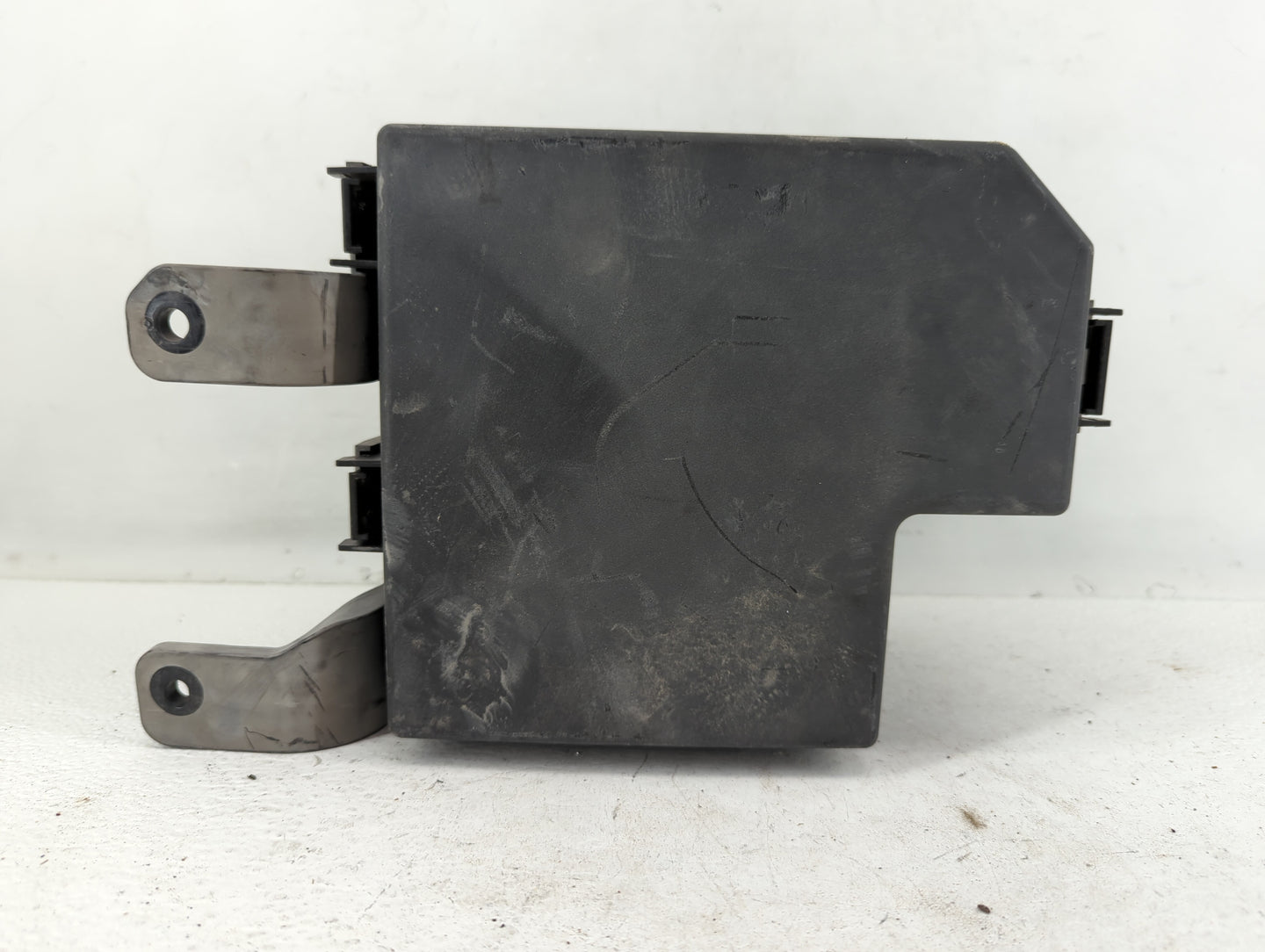 2011-2013 Kia Sorento Fusebox Fuse Box Panel Relay Module P/N:91941-2P020 Fits Fits 2011 2012 2013 OEM Used Auto Parts - Oem