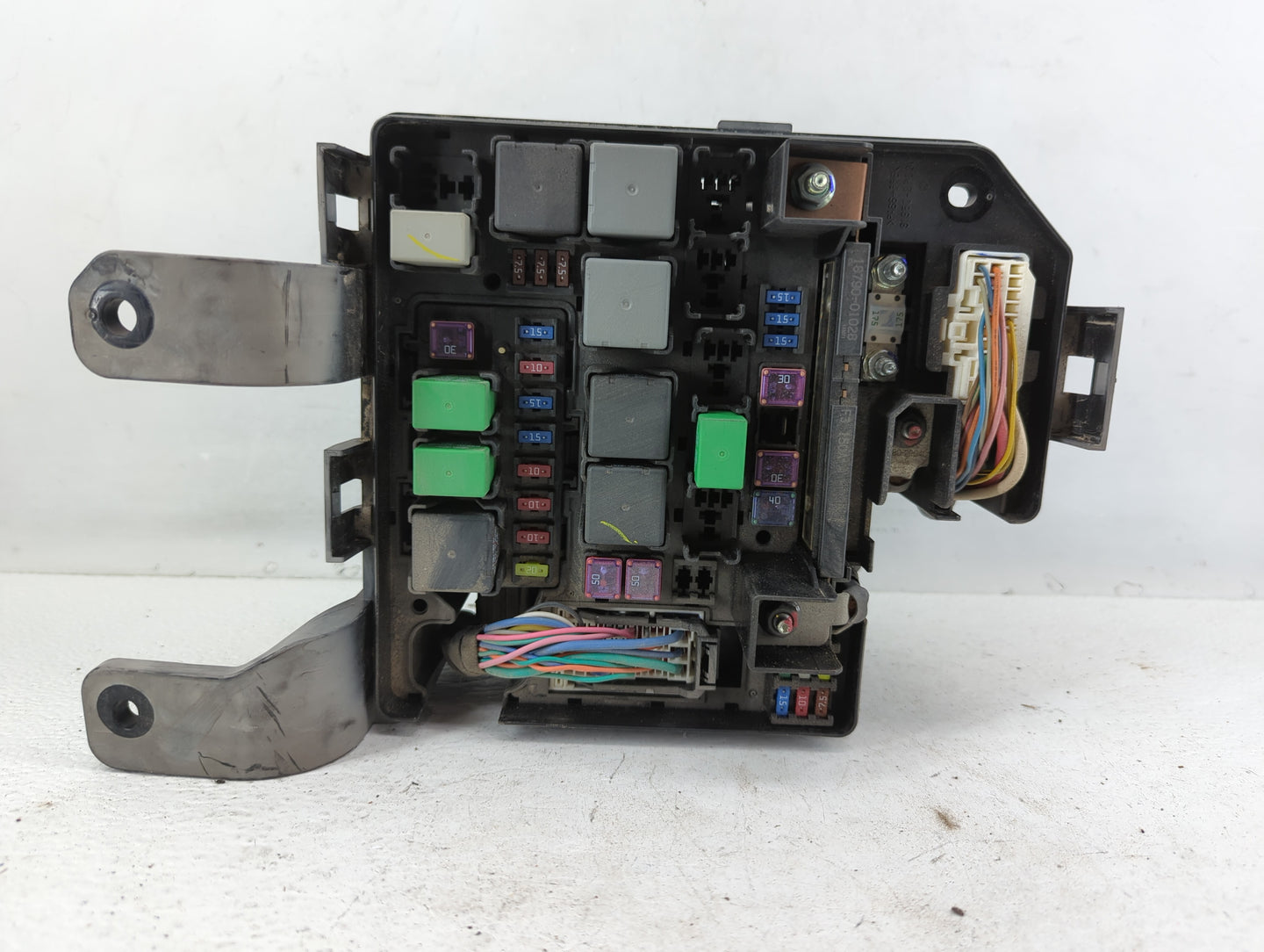 2011-2013 Kia Sorento Fusebox Fuse Box Panel Relay Module P/N:91941-2P020 Fits Fits 2011 2012 2013 OEM Used Auto Parts - Oem