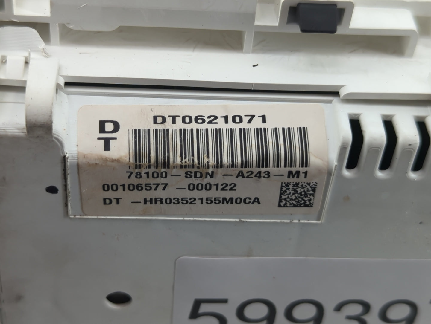 2011-2013 Kia Sorento Instrument Cluster Speedometer Gauges P/N:78100-SDN-A243 DT0621071 Fits Fits 2011 2012 2013 OEM Used A