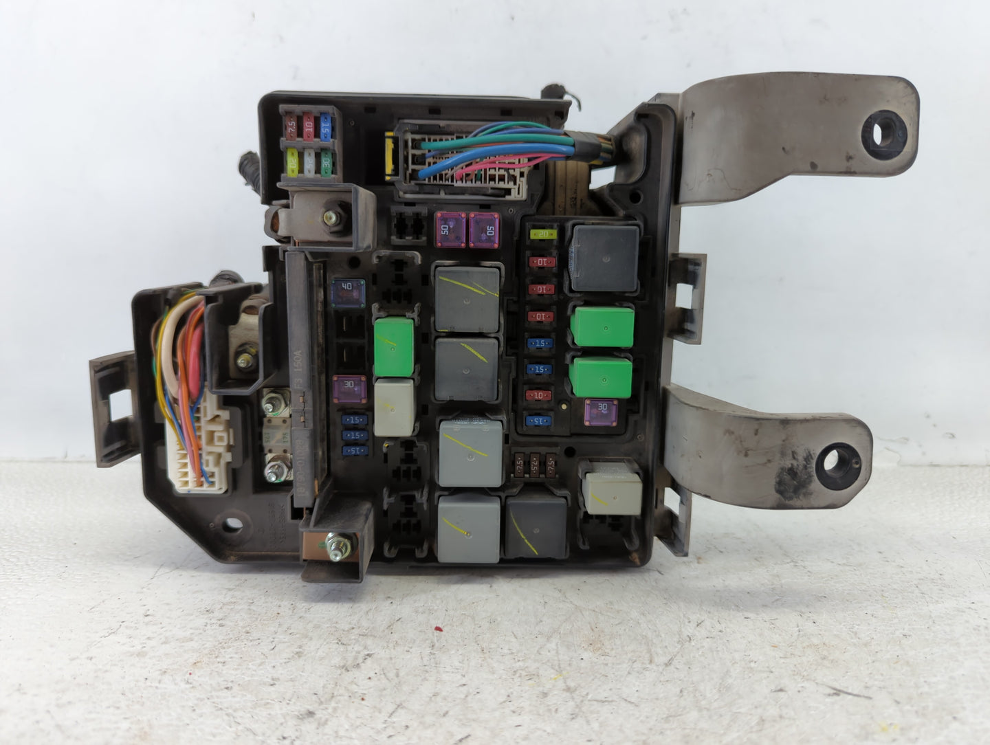 2011-2013 Kia Sorento Fusebox Fuse Box Panel Relay Module P/N:91941-2P020 Fits Fits 2011 2012 2013 OEM Used Auto Parts - Oem