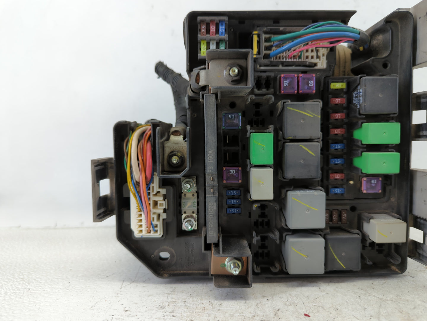 2011-2013 Kia Sorento Fusebox Fuse Box Panel Relay Module P/N:91941-2P020 Fits Fits 2011 2012 2013 OEM Used Auto Parts - Oem