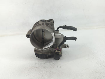 2011-2013 Kia Sorento Throttle Body P/N:35100-3C700 28099075 Fits Fits 2010 2011 2012 2013 2014 OEM Used Auto Parts - Oemuse