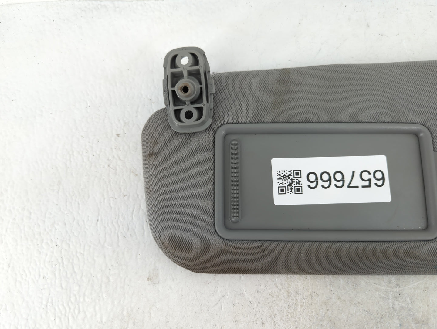 2011-2015 Kia Sorento Sun Visor Shade Replacement Driver Left Mirror Fits Fits 2011 2012 2013 2014 2015 OEM Used Auto Parts 