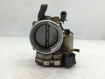 2012-2015 Kia Sorento Throttle Body P/N:35100-2G700 Fits Fits 2011 2012 2013 2014 2015 2016 OEM Used Auto Parts - Oemusedaut