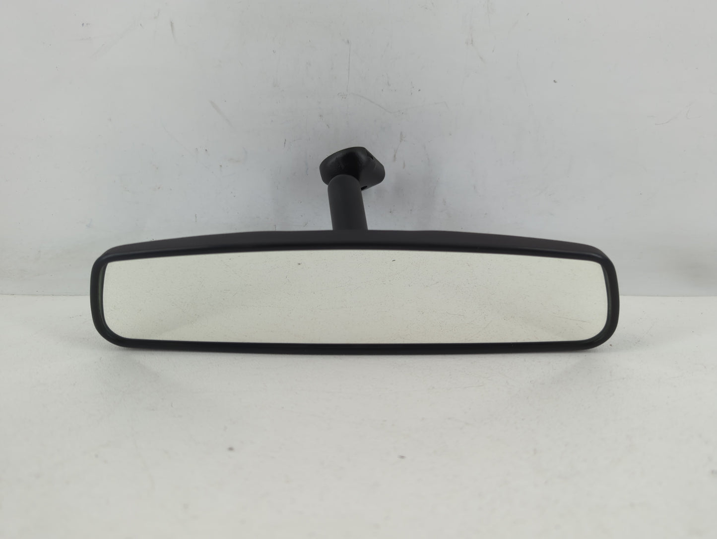 2011-2015 Kia Sorento Interior Rear View Mirror Replacement OEM P/N:IE8011083 Fits OEM Used Auto Parts - Oemusedautoparts1.c
