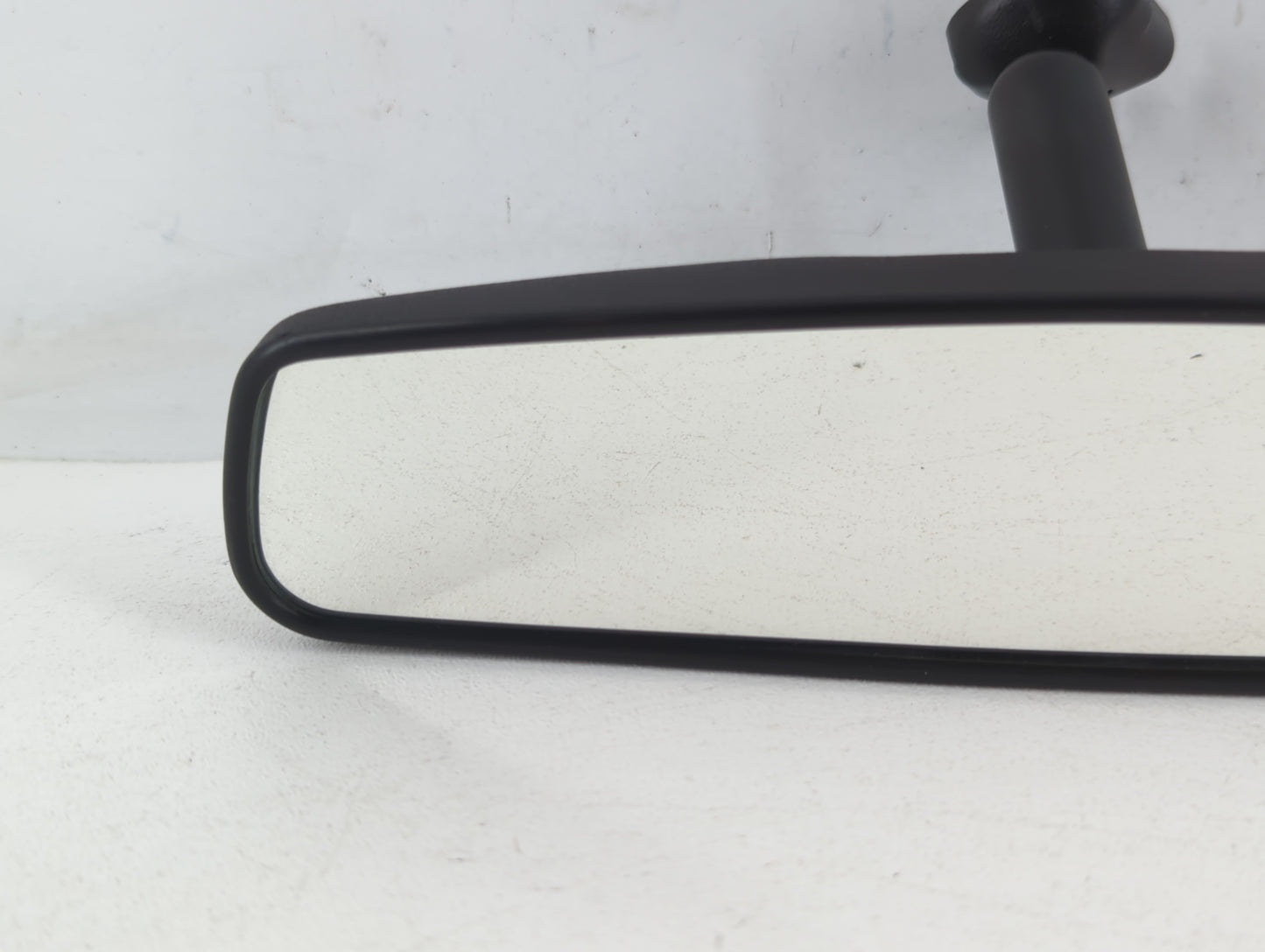 2011-2015 Kia Sorento Interior Rear View Mirror Replacement OEM P/N:IE8011083 Fits OEM Used Auto Parts - Oemusedautoparts1.c