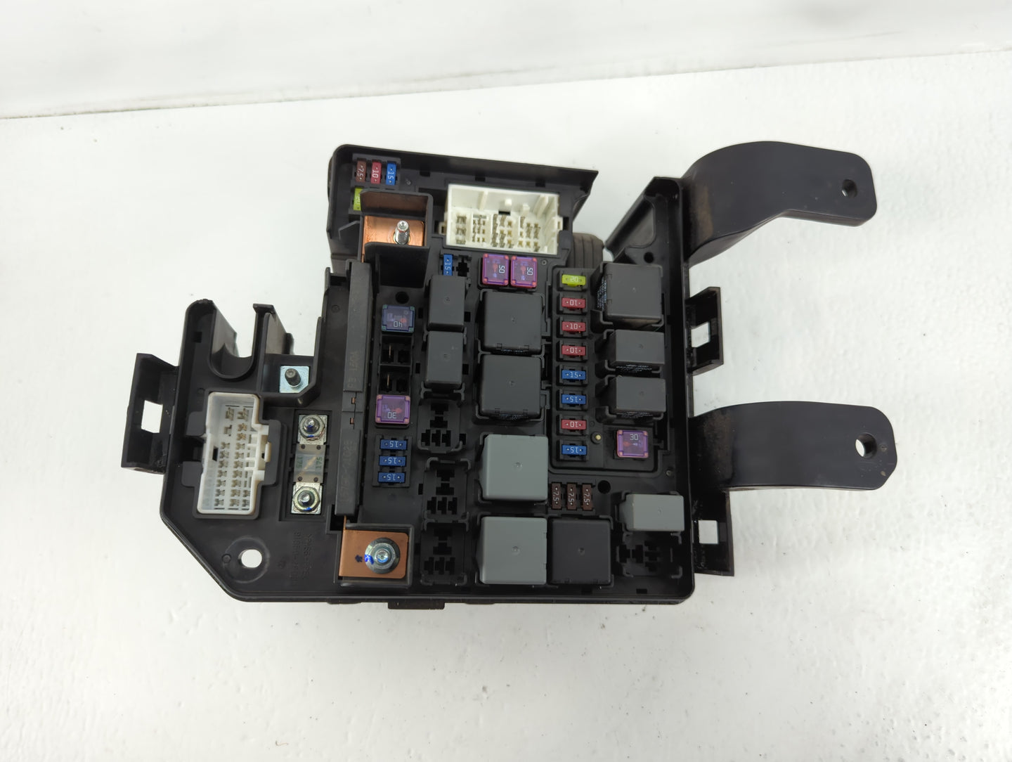 2011-2013 Kia Sorento Fusebox Fuse Box Panel Relay Module P/N:91941-2P020 Fits Fits 2011 2012 2013 OEM Used Auto Parts - Oem