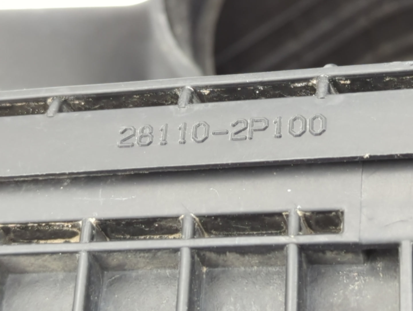 2011-2013 Kia Sorento Air Cleaner Intake-duct Hose Tube - Oemusedautoparts1.com