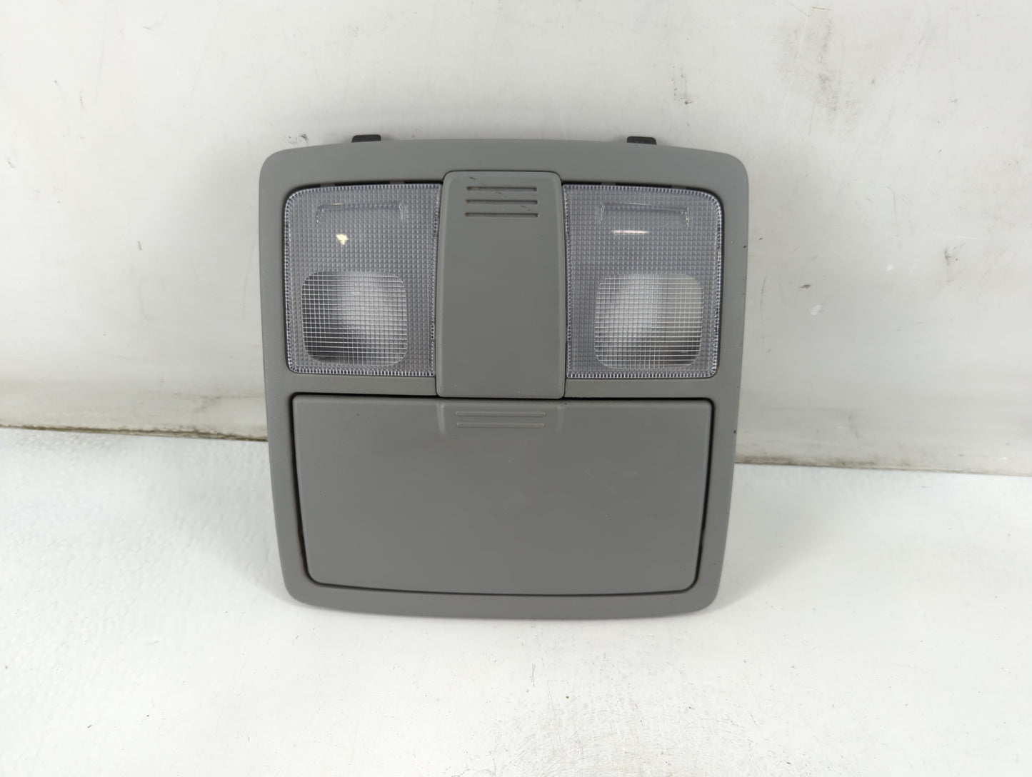 2012 Kia Sorento Overhead Roof Console - Oemusedautoparts1.com