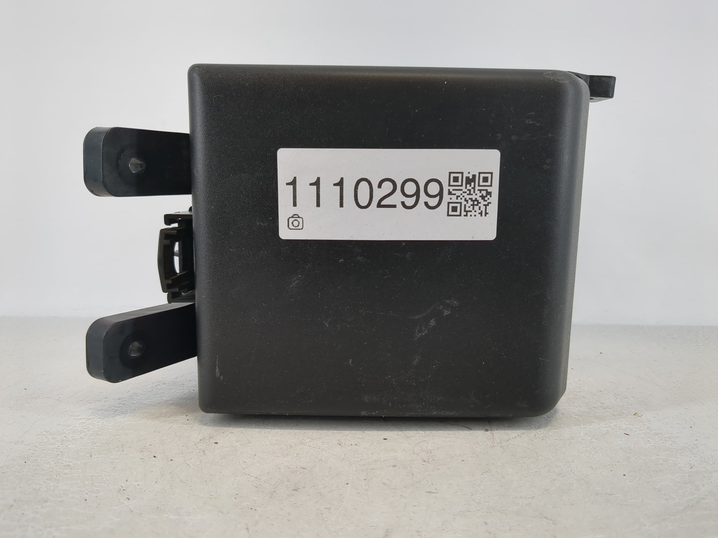 2012-2013 Kia Soul Fusebox Fuse Box Panel Relay Module P/N:91307 2S480 Fits Fits 2012 2013 OEM Used Auto Parts - Oemusedauto